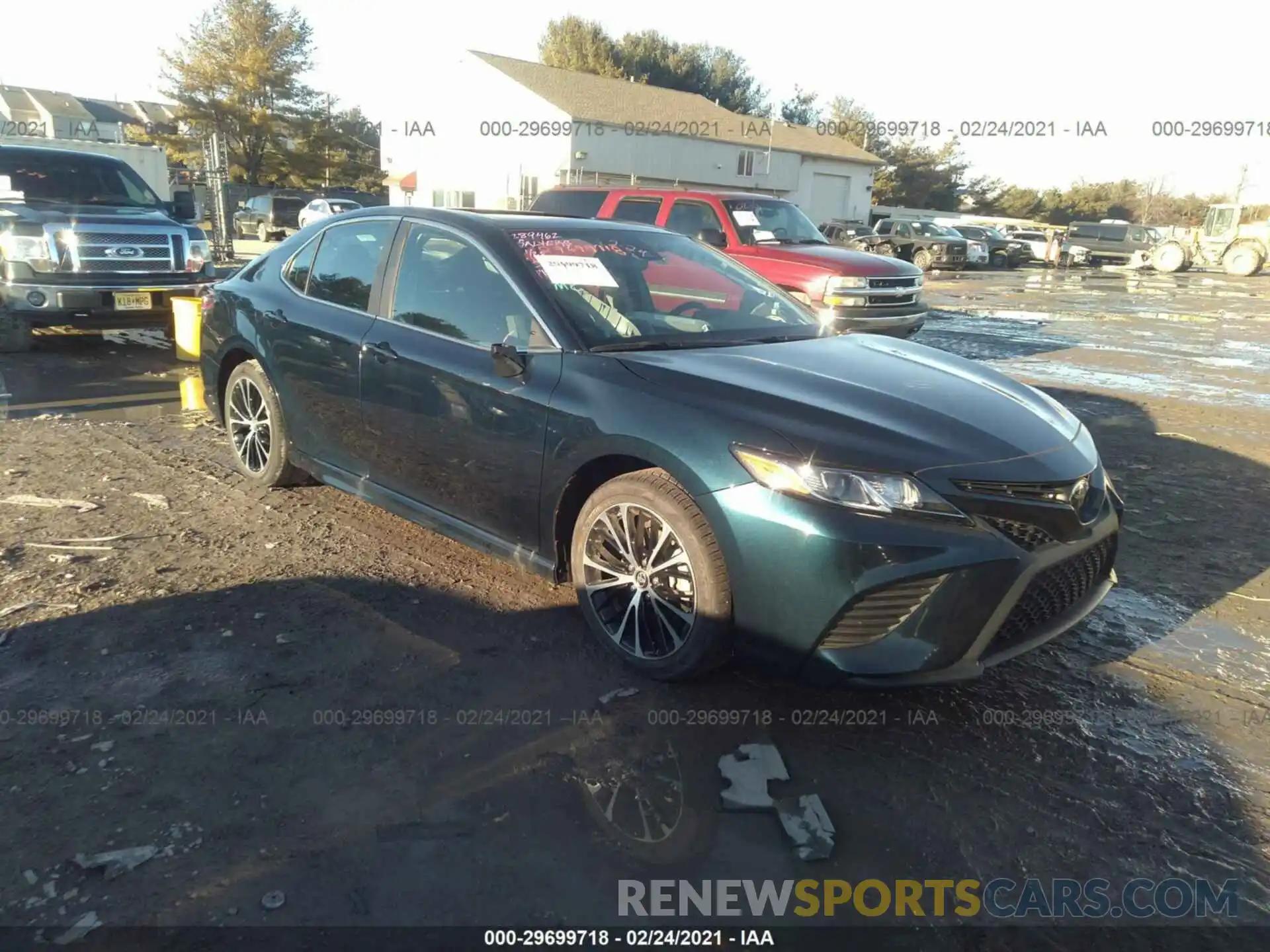 1 Photograph of a damaged car 4T1B11HK5KU685587 TOYOTA CAMRY 2019