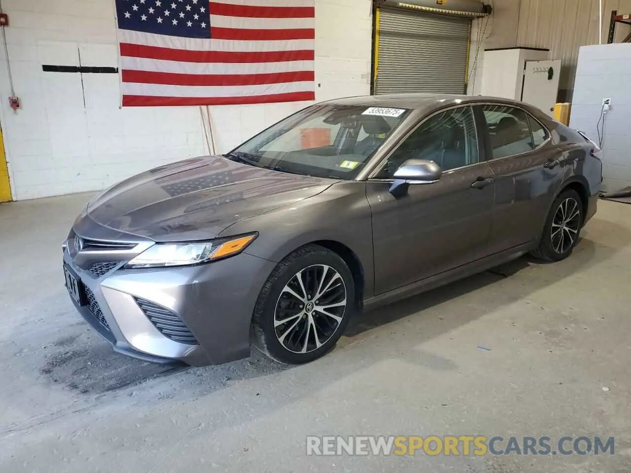 1 Photograph of a damaged car 4T1B11HK5KU685654 TOYOTA CAMRY 2019