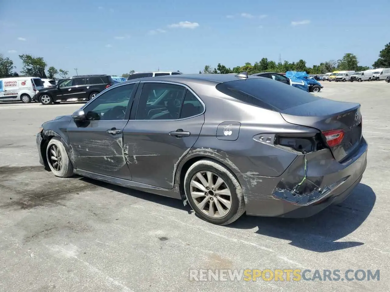 2 Photograph of a damaged car 4T1B11HK5KU688599 TOYOTA CAMRY 2019