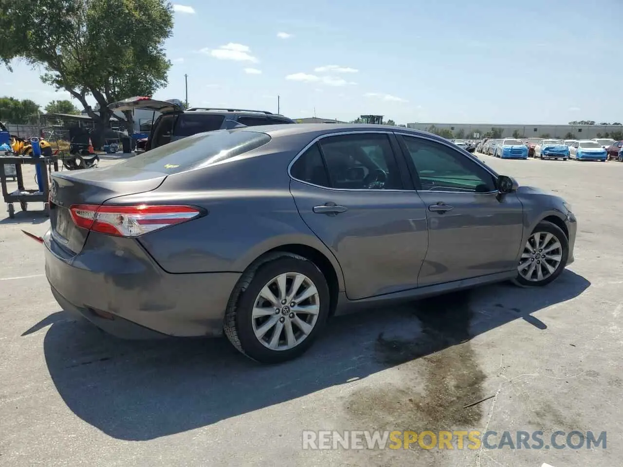 3 Photograph of a damaged car 4T1B11HK5KU688599 TOYOTA CAMRY 2019