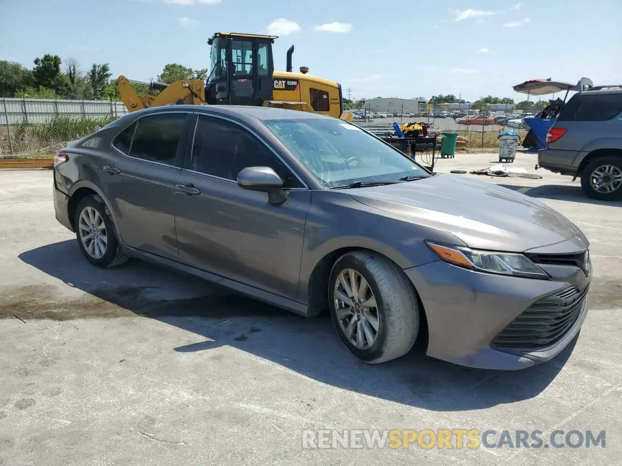 4 Photograph of a damaged car 4T1B11HK5KU688599 TOYOTA CAMRY 2019