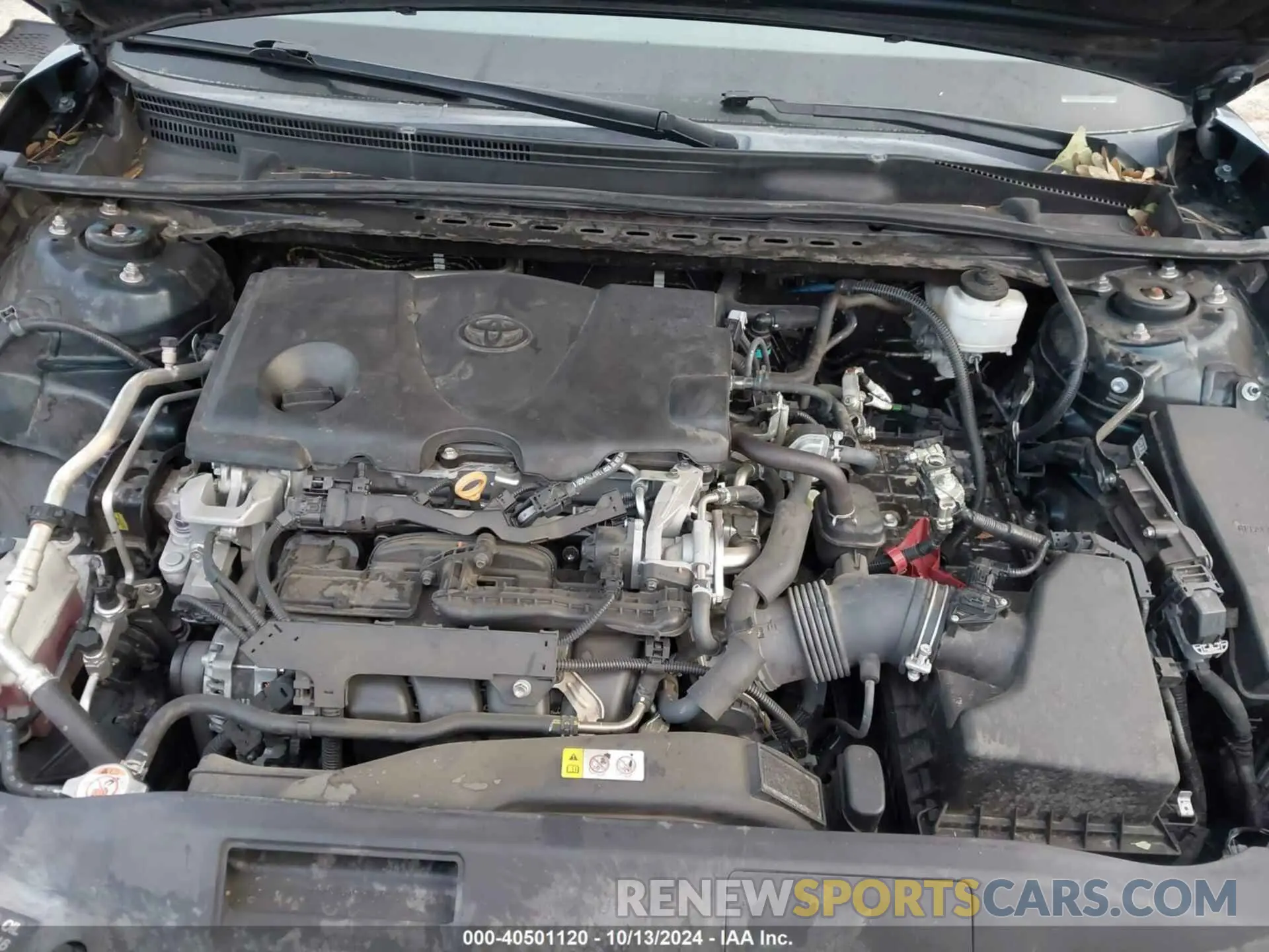 10 Photograph of a damaged car 4T1B11HK5KU689624 TOYOTA CAMRY 2019