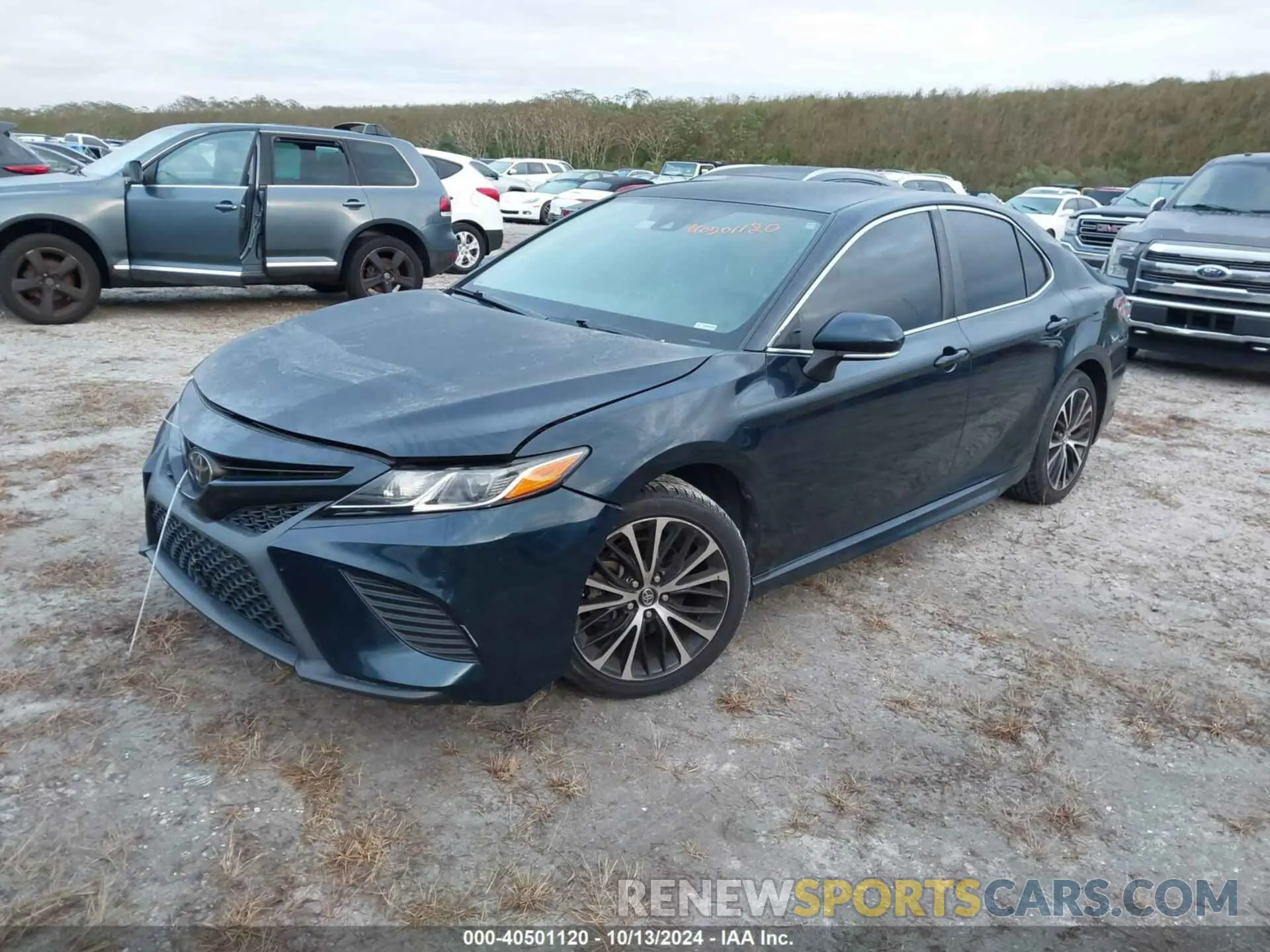 2 Photograph of a damaged car 4T1B11HK5KU689624 TOYOTA CAMRY 2019
