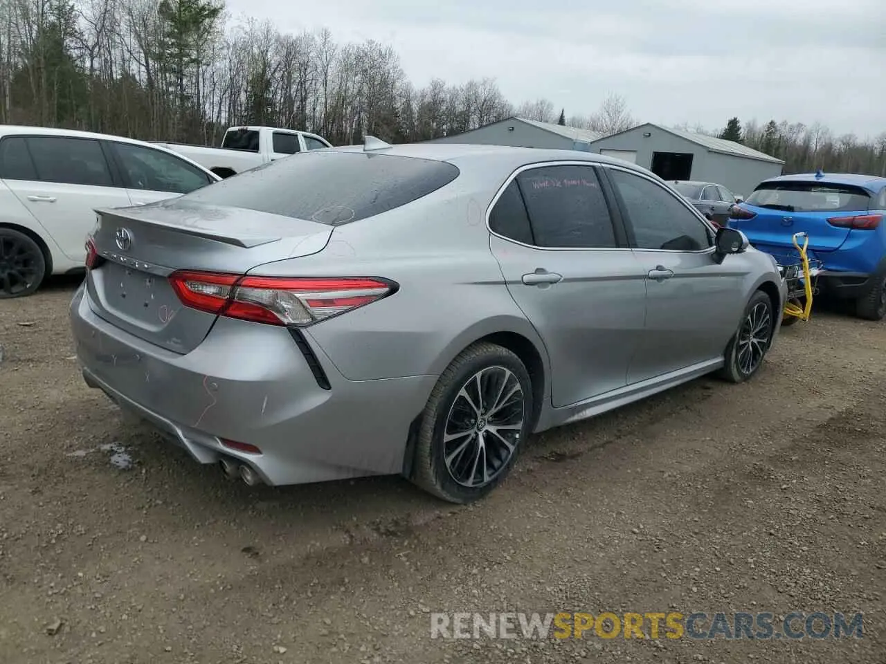3 Photograph of a damaged car 4T1B11HK5KU691406 TOYOTA CAMRY 2019