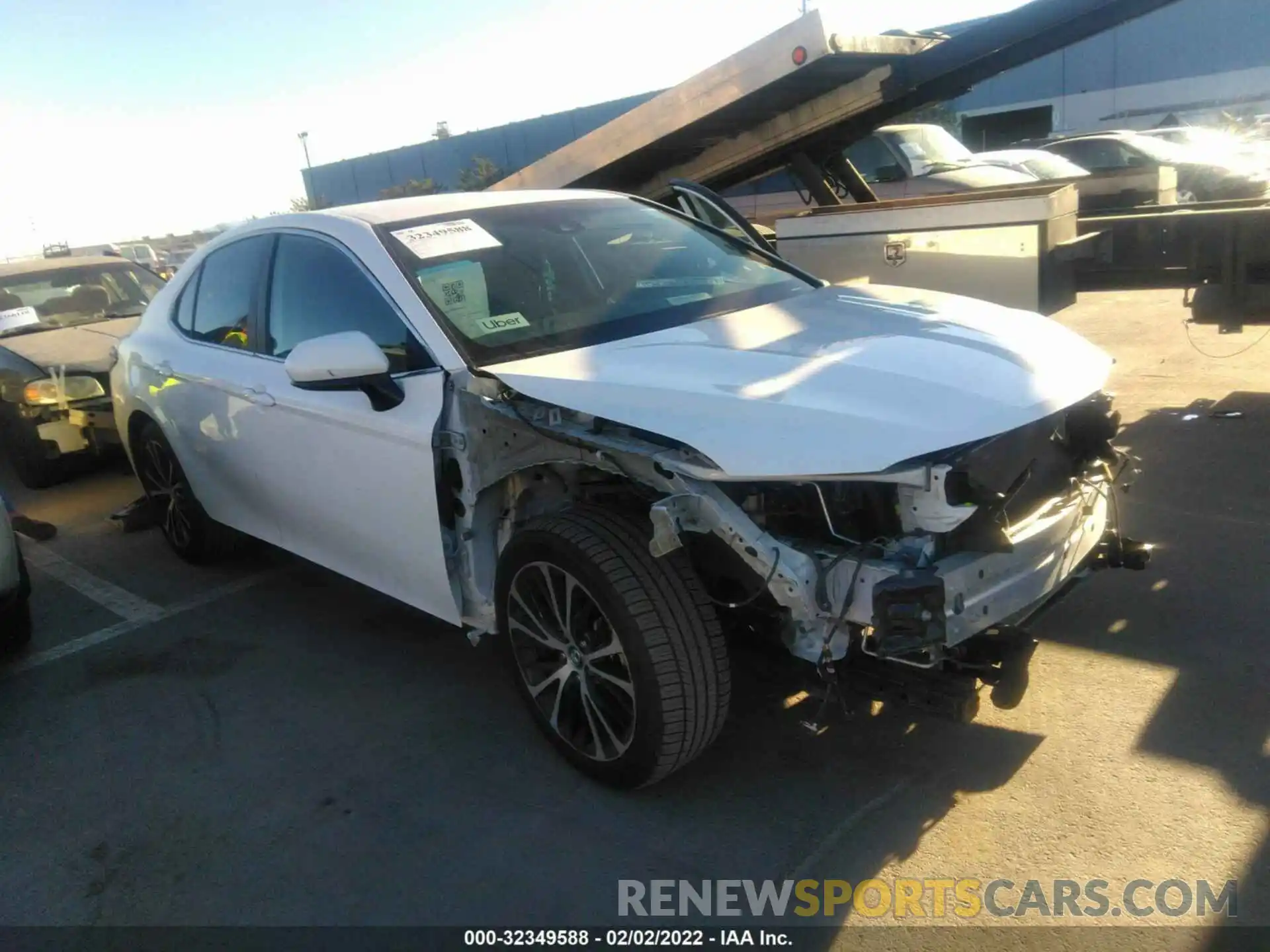 1 Photograph of a damaged car 4T1B11HK5KU698162 TOYOTA CAMRY 2019