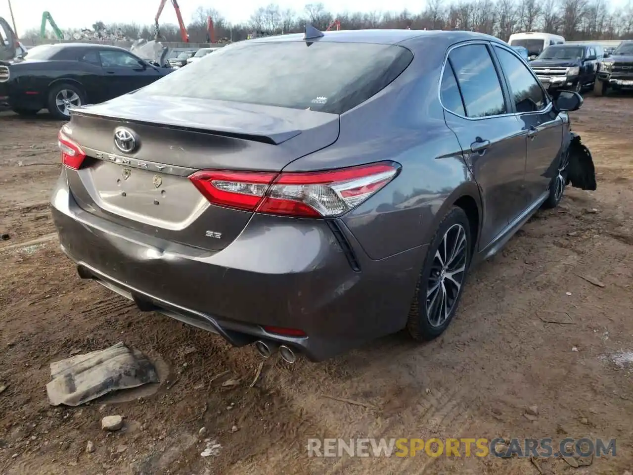 4 Photograph of a damaged car 4T1B11HK5KU698405 TOYOTA CAMRY 2019