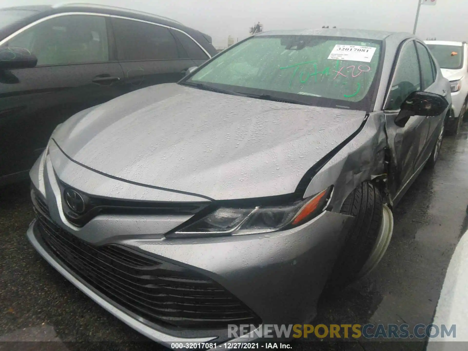 2 Photograph of a damaged car 4T1B11HK5KU698498 TOYOTA CAMRY 2019