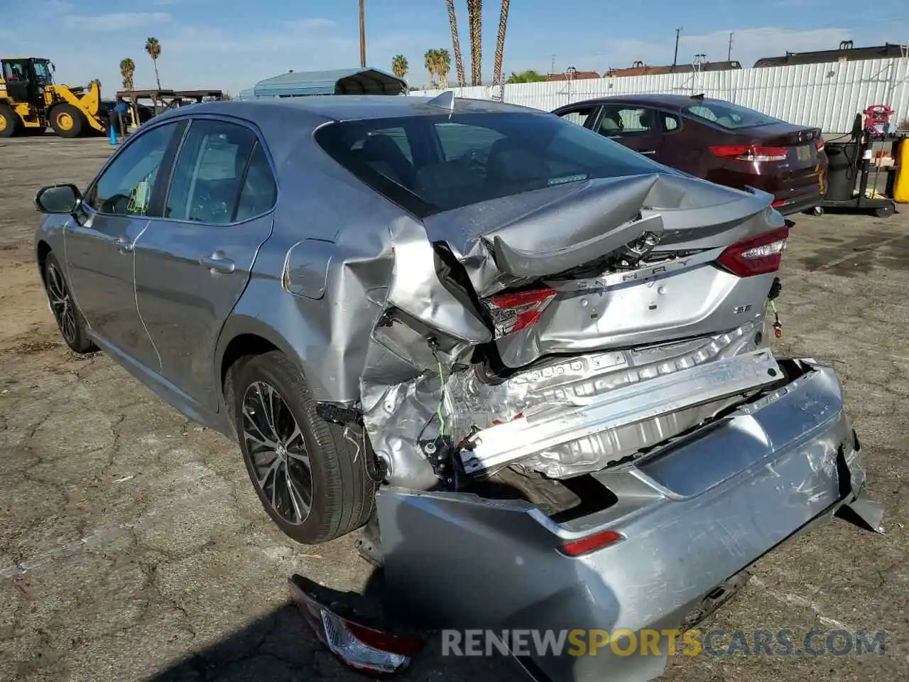 3 Photograph of a damaged car 4T1B11HK5KU702680 TOYOTA CAMRY 2019