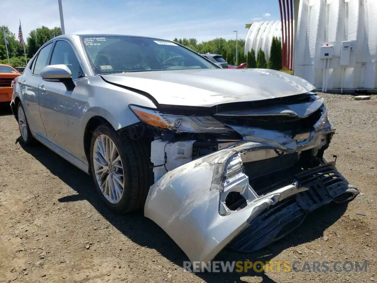 1 Photograph of a damaged car 4T1B11HK5KU706597 TOYOTA CAMRY 2019