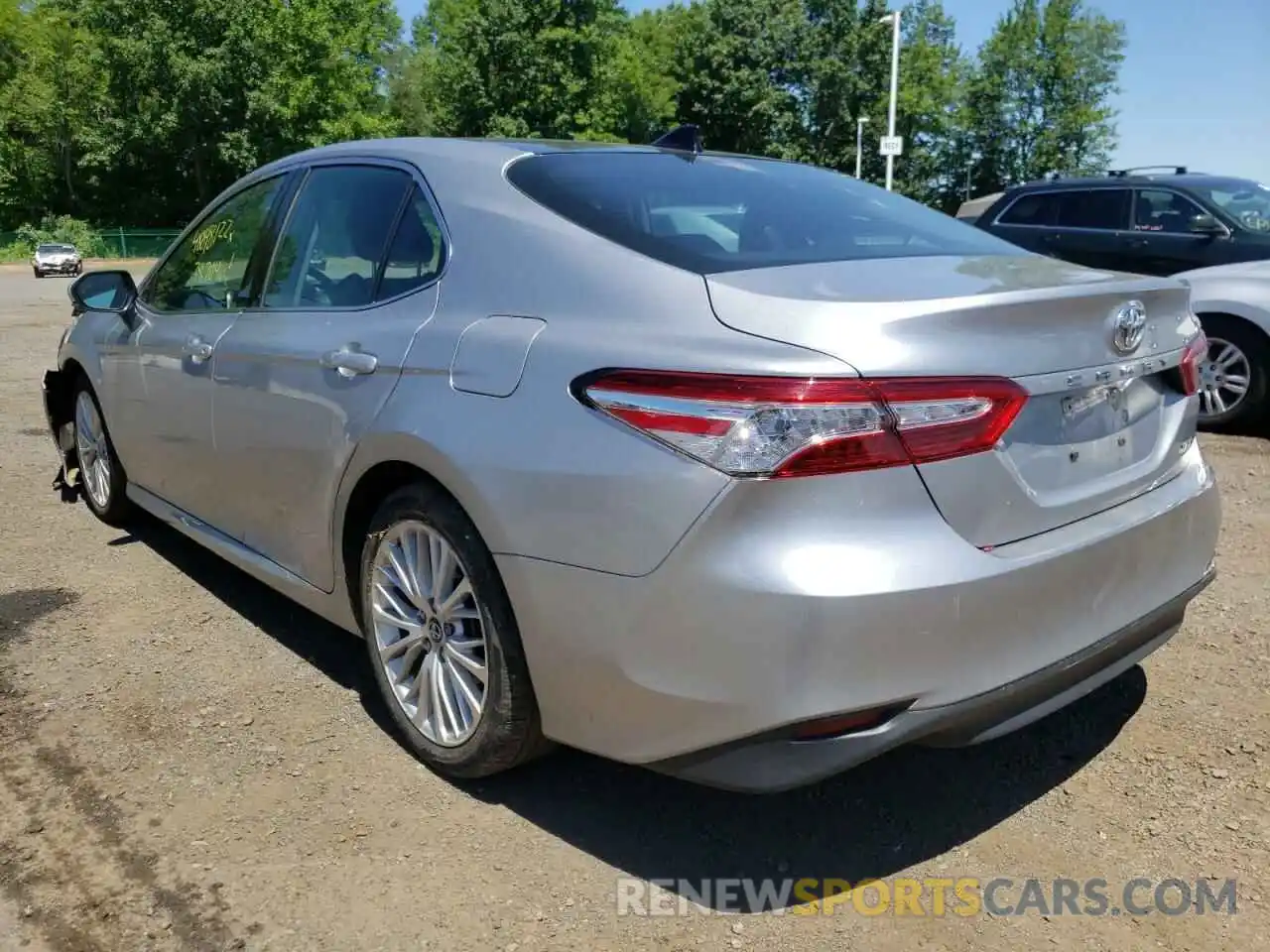 3 Photograph of a damaged car 4T1B11HK5KU706597 TOYOTA CAMRY 2019