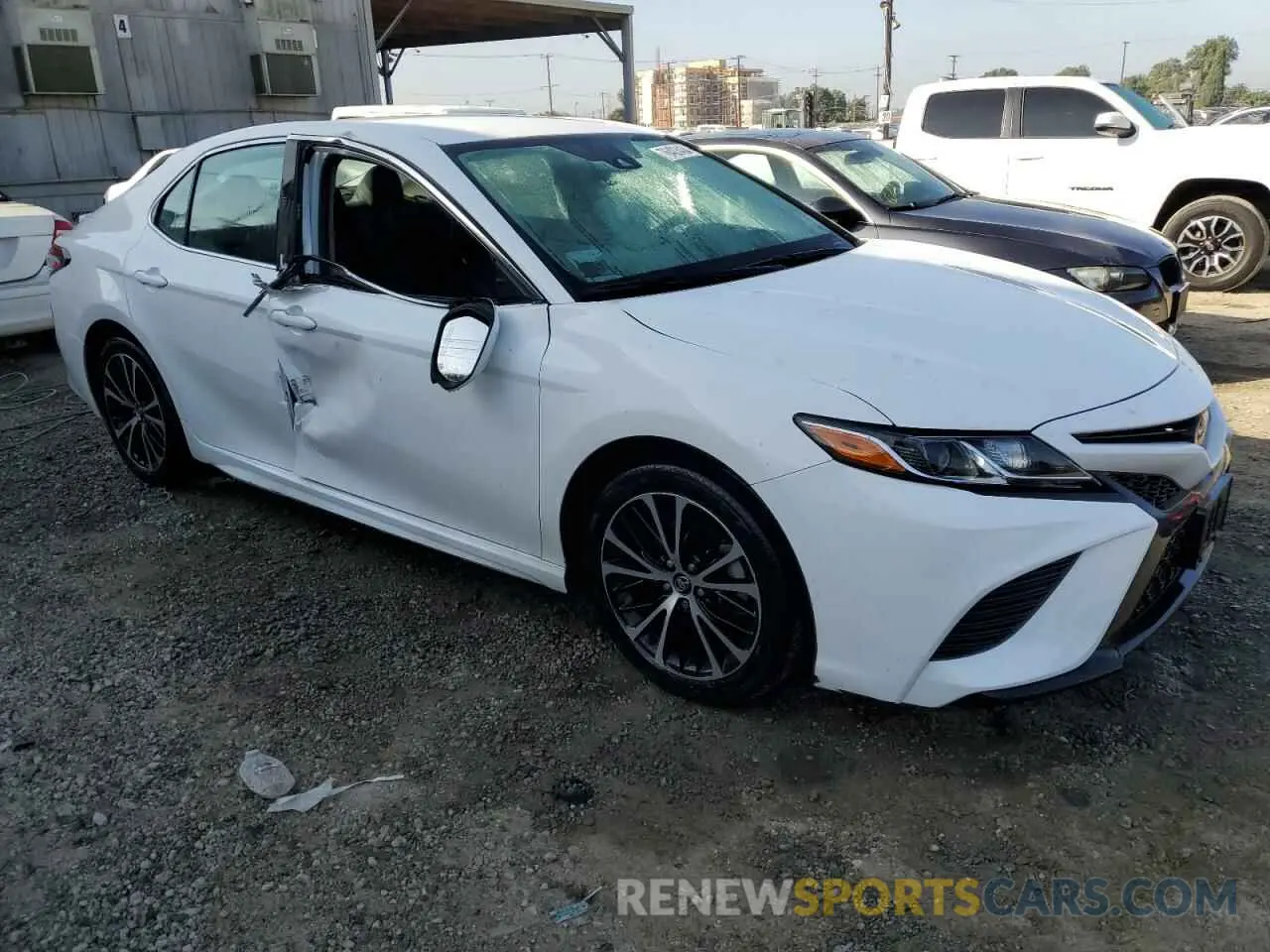 4 Photograph of a damaged car 4T1B11HK5KU710794 TOYOTA CAMRY 2019