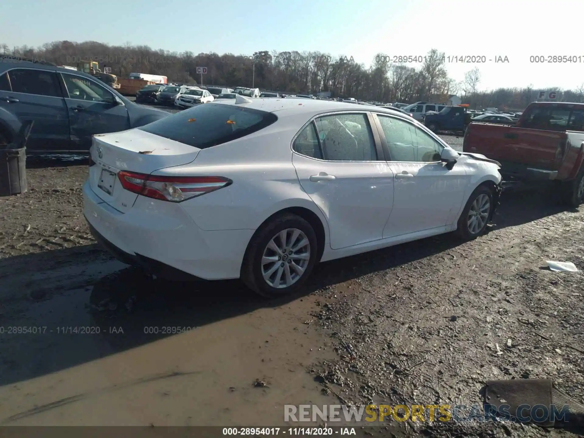 4 Photograph of a damaged car 4T1B11HK5KU712142 TOYOTA CAMRY 2019