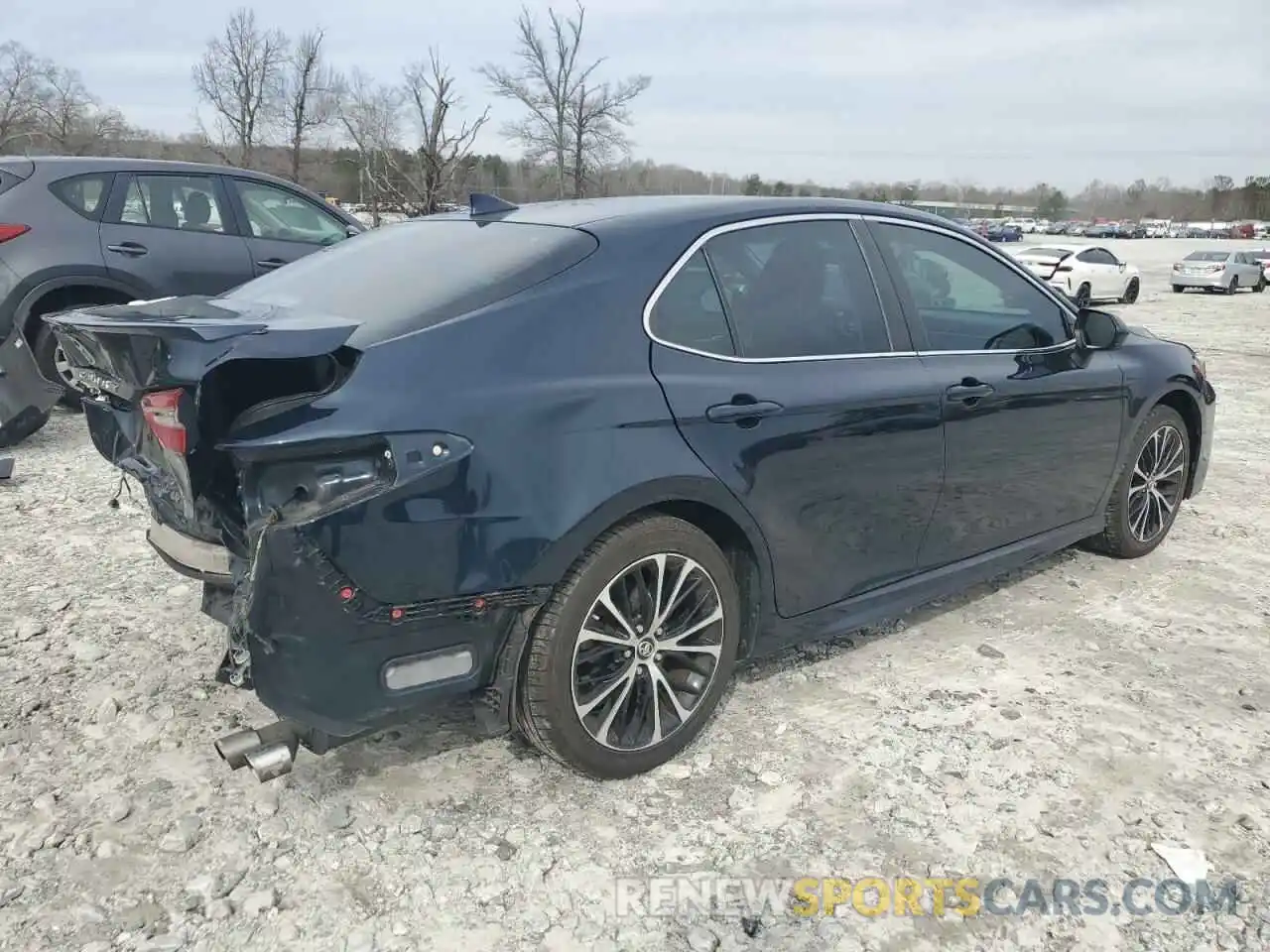 3 Photograph of a damaged car 4T1B11HK5KU712643 TOYOTA CAMRY 2019