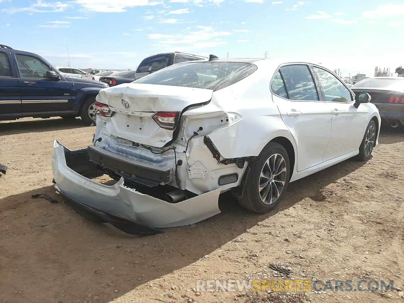 4 Photograph of a damaged car 4T1B11HK5KU717244 TOYOTA CAMRY 2019