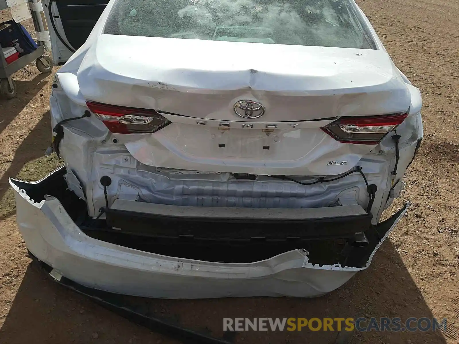 9 Photograph of a damaged car 4T1B11HK5KU717244 TOYOTA CAMRY 2019