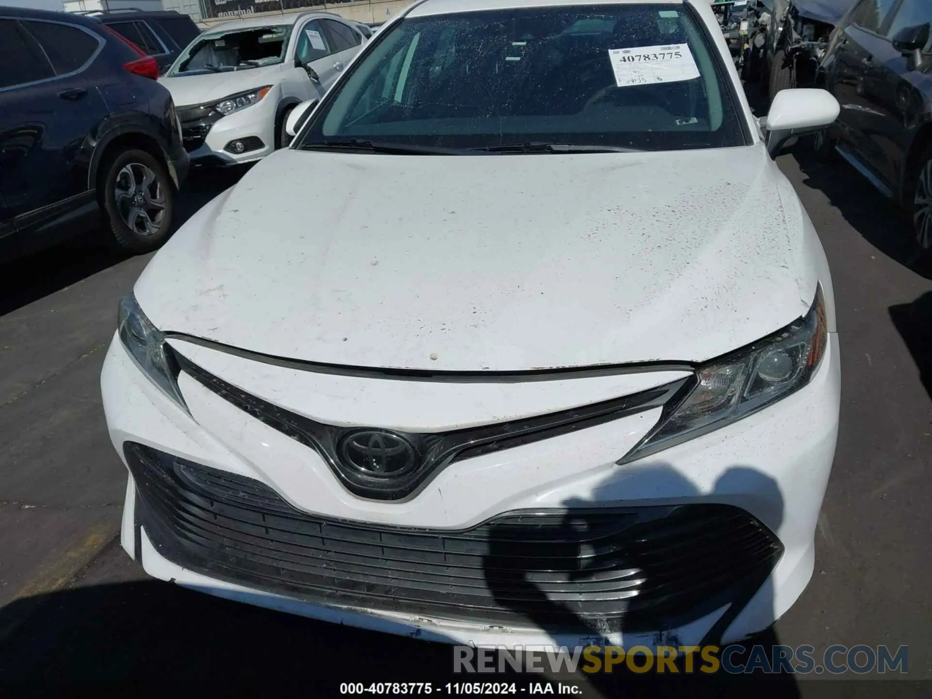 12 Photograph of a damaged car 4T1B11HK5KU718409 TOYOTA CAMRY 2019