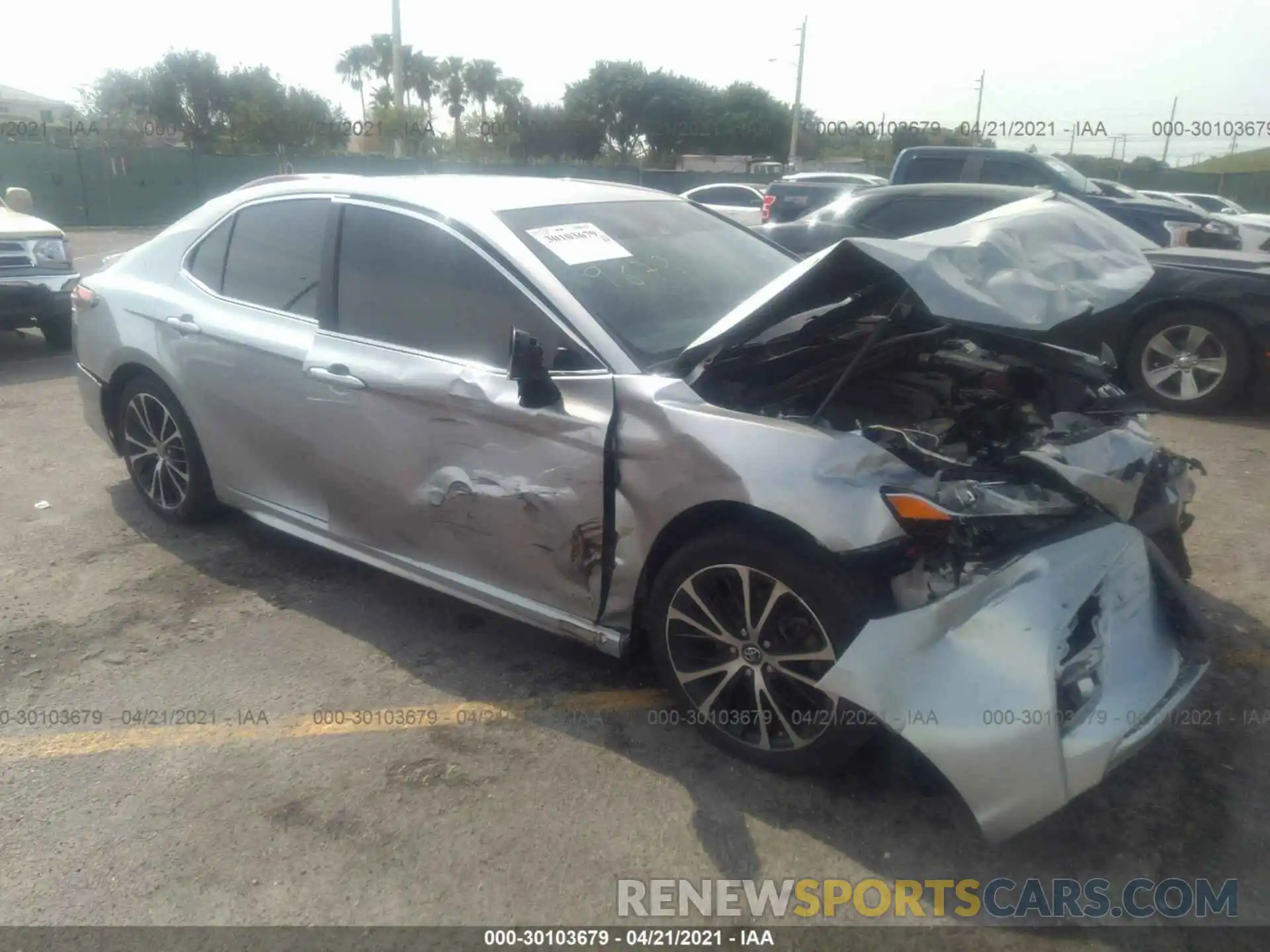 1 Photograph of a damaged car 4T1B11HK5KU719673 TOYOTA CAMRY 2019