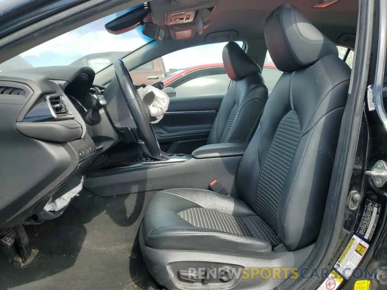 7 Photograph of a damaged car 4T1B11HK5KU721262 TOYOTA CAMRY 2019