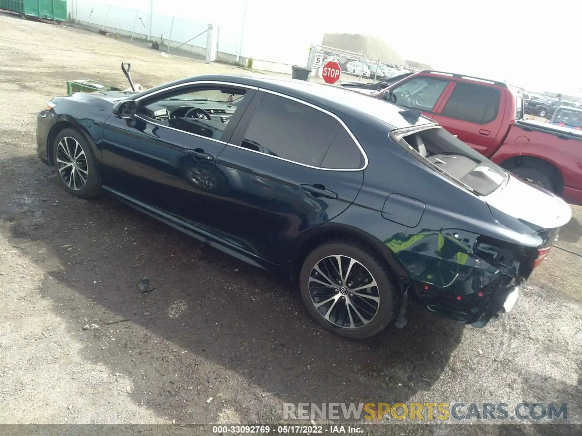 3 Photograph of a damaged car 4T1B11HK5KU722556 TOYOTA CAMRY 2019