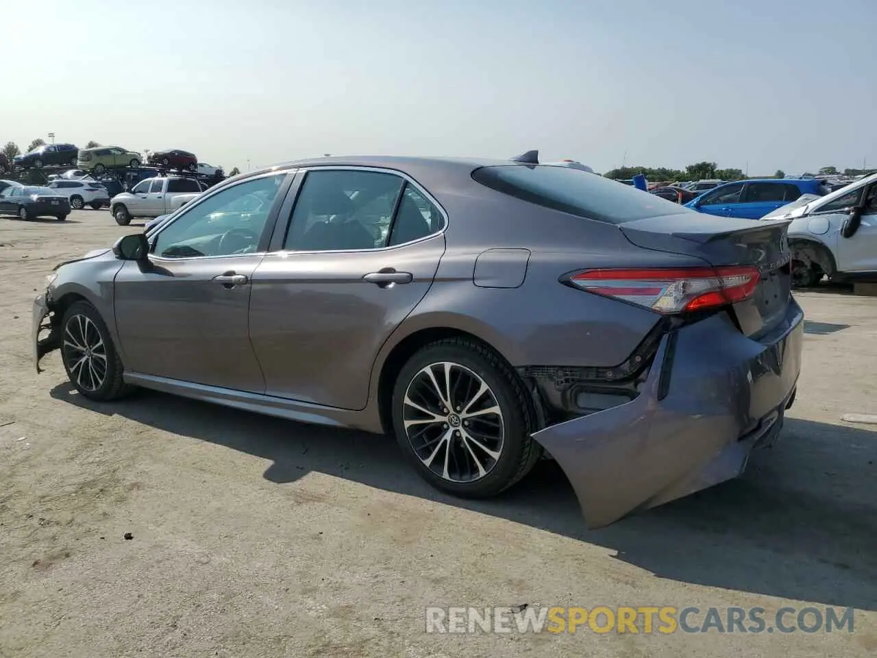 2 Photograph of a damaged car 4T1B11HK5KU724520 TOYOTA CAMRY 2019