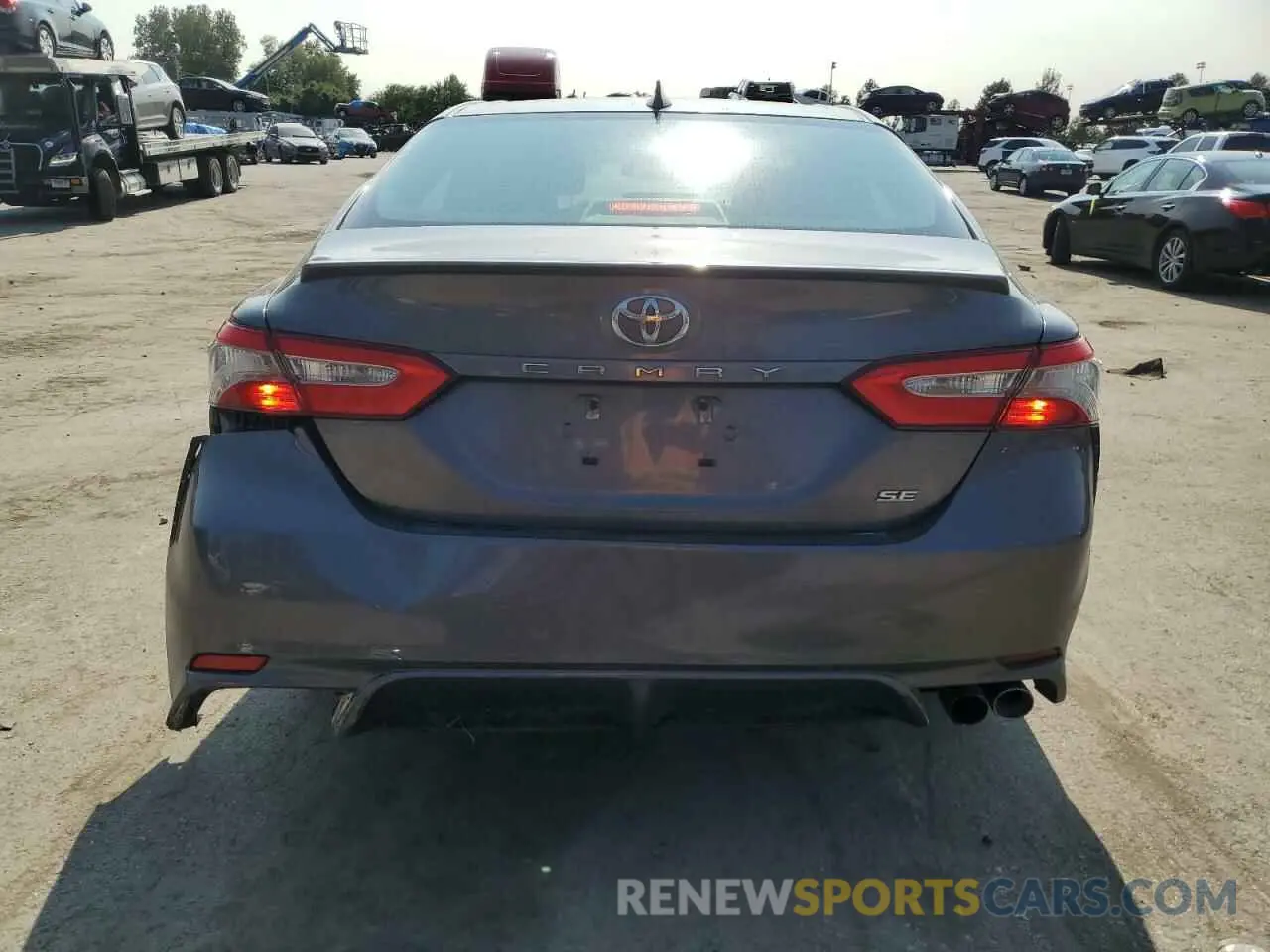 6 Photograph of a damaged car 4T1B11HK5KU724520 TOYOTA CAMRY 2019