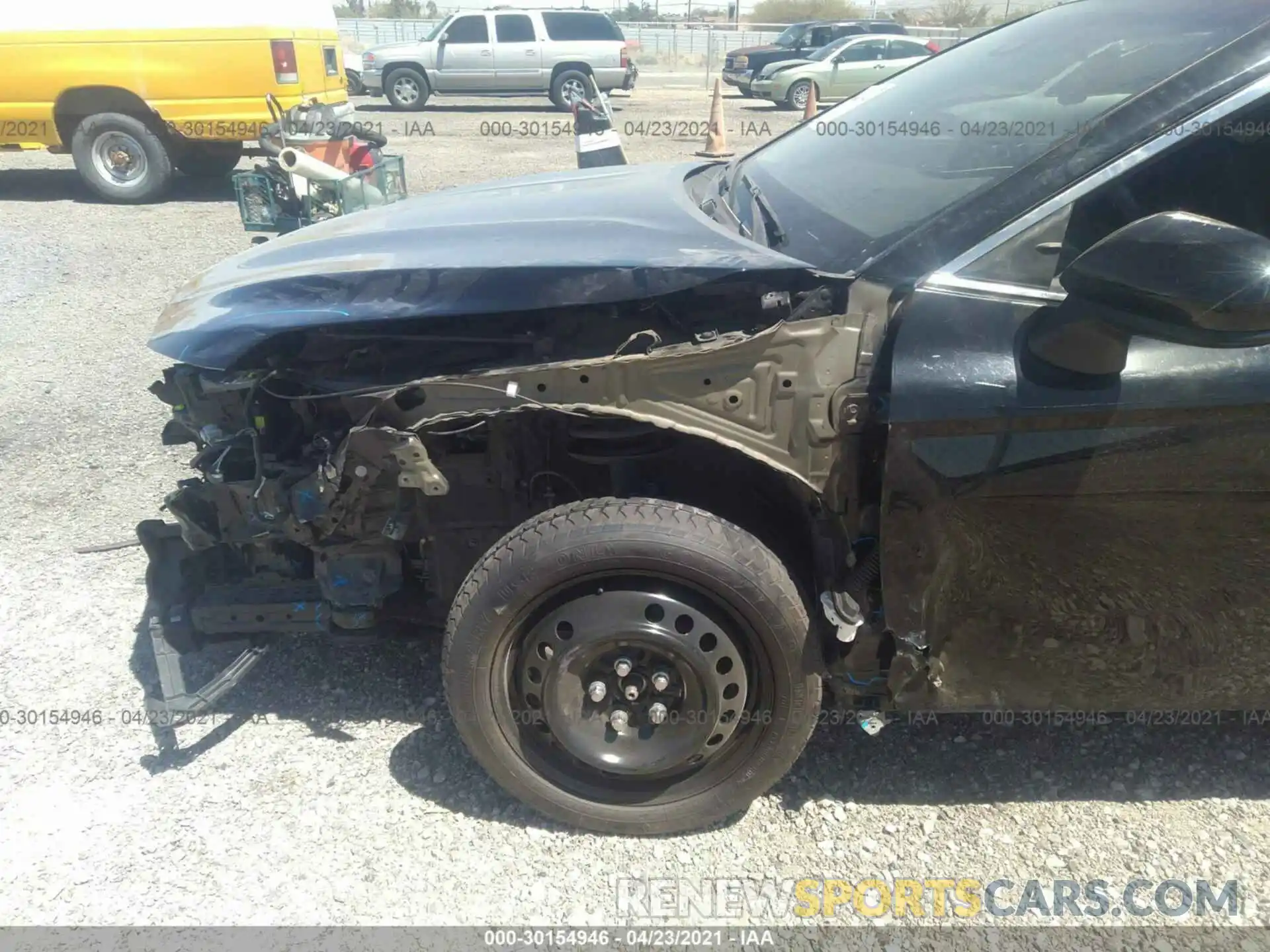 6 Photograph of a damaged car 4T1B11HK5KU733184 TOYOTA CAMRY 2019