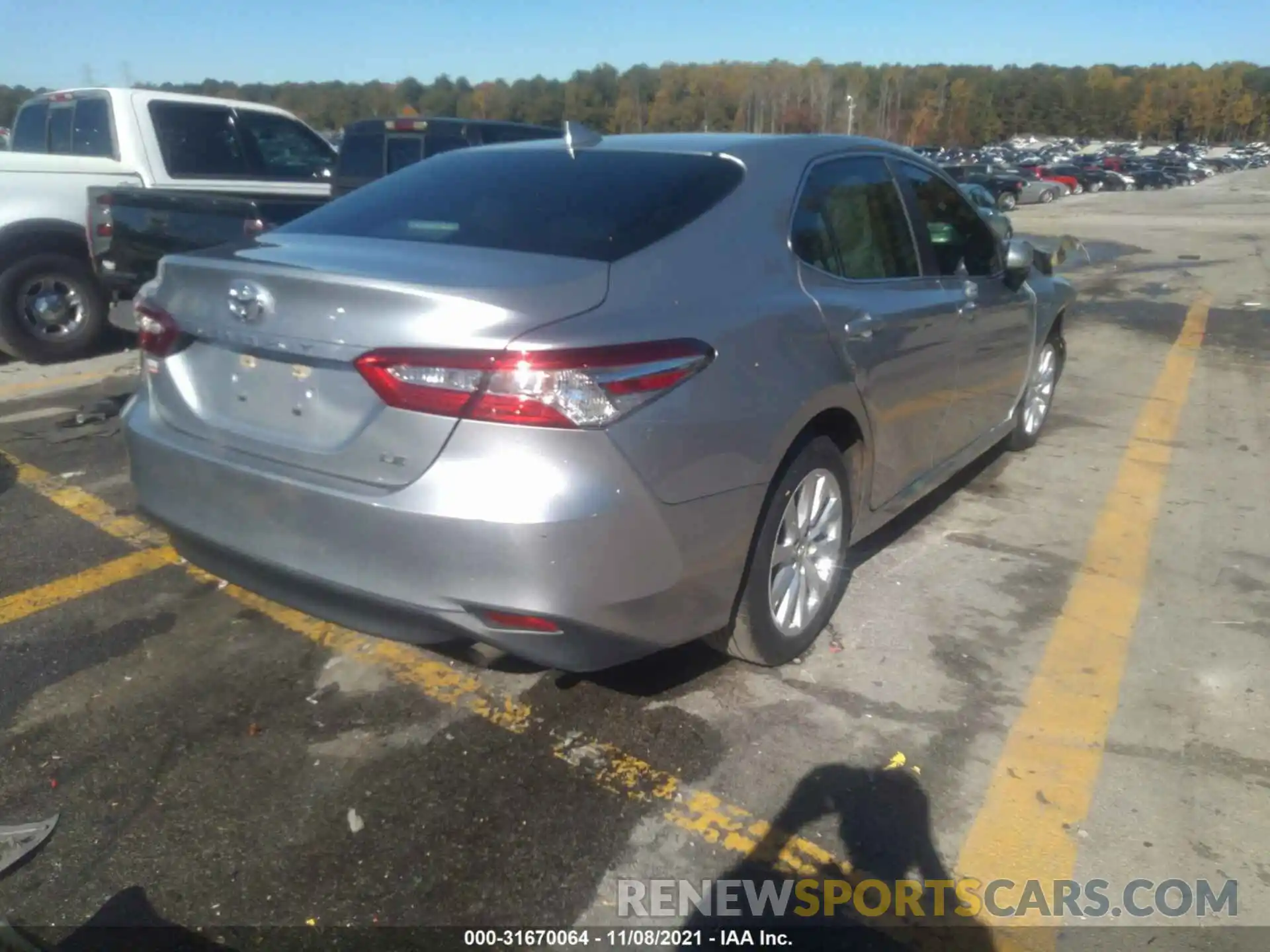 4 Photograph of a damaged car 4T1B11HK5KU735033 TOYOTA CAMRY 2019