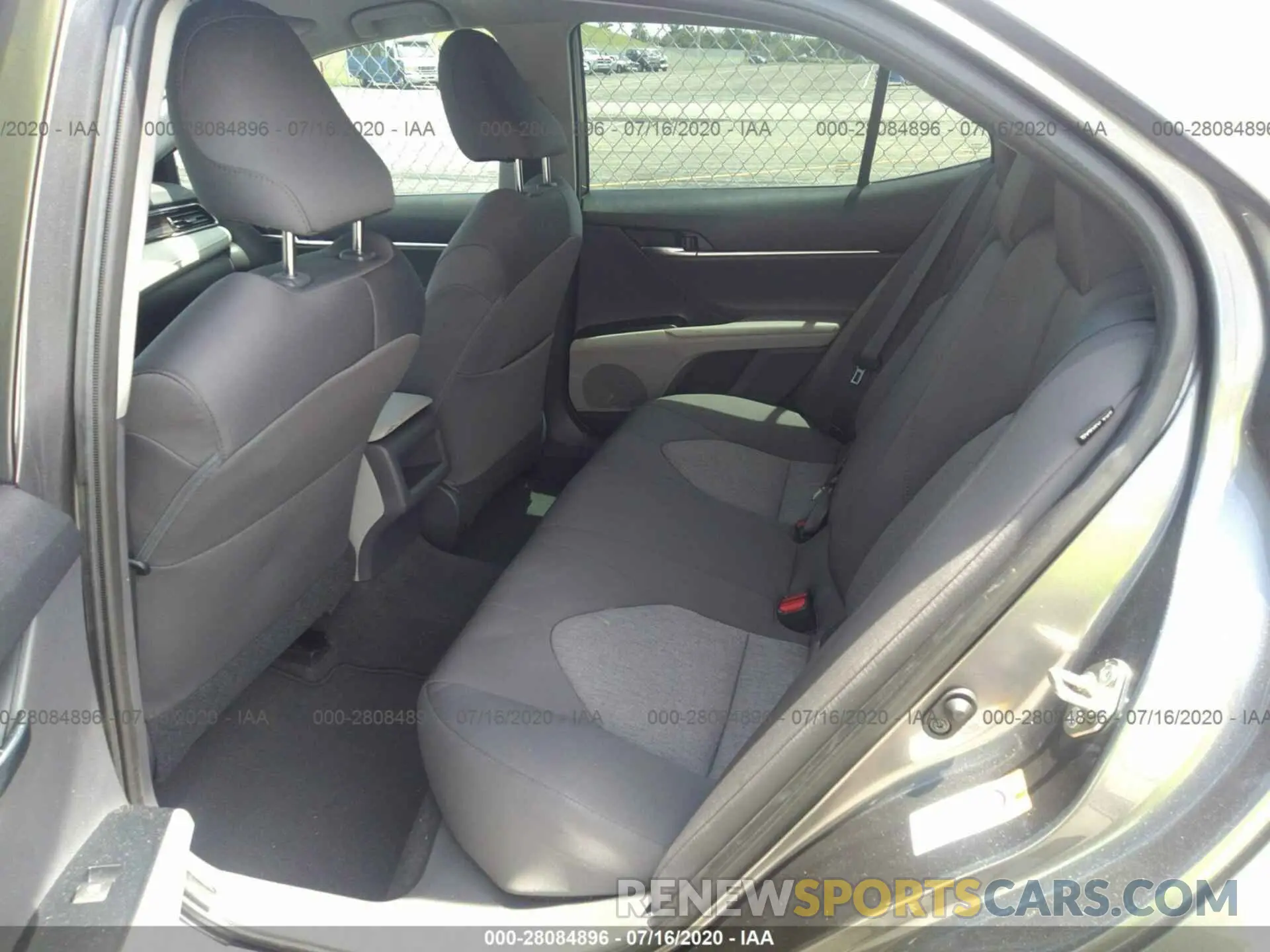 8 Photograph of a damaged car 4T1B11HK5KU735100 TOYOTA CAMRY 2019