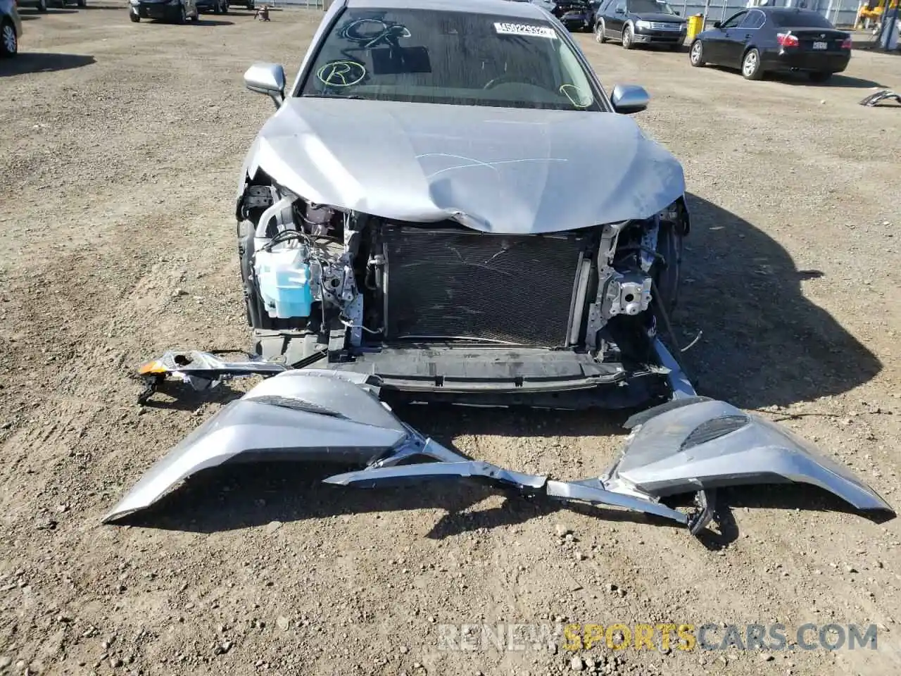 9 Photograph of a damaged car 4T1B11HK5KU735257 TOYOTA CAMRY 2019