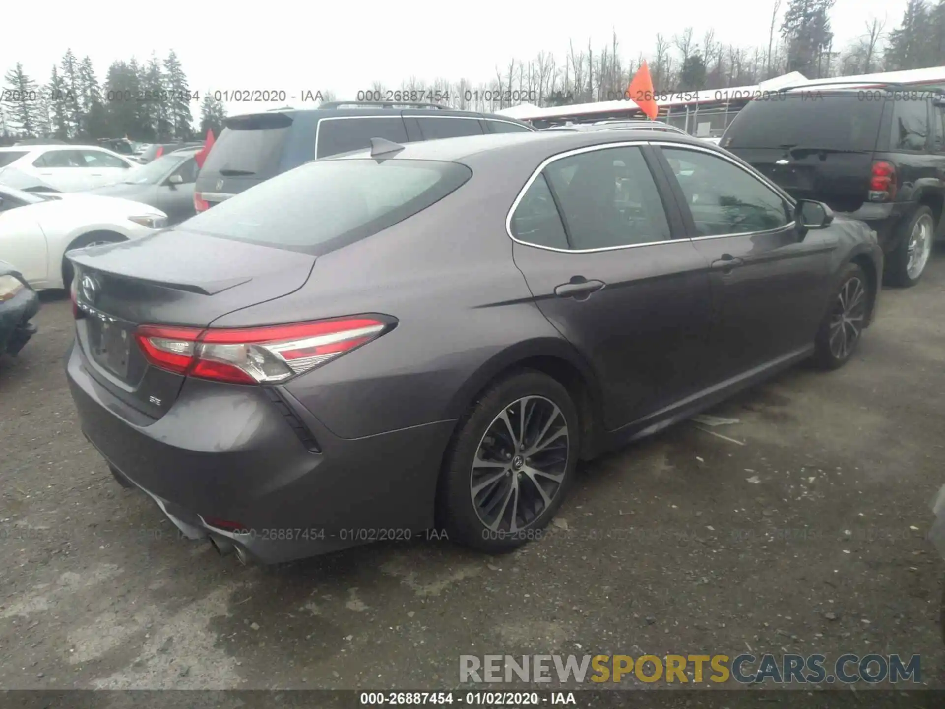 4 Photograph of a damaged car 4T1B11HK5KU735386 TOYOTA CAMRY 2019