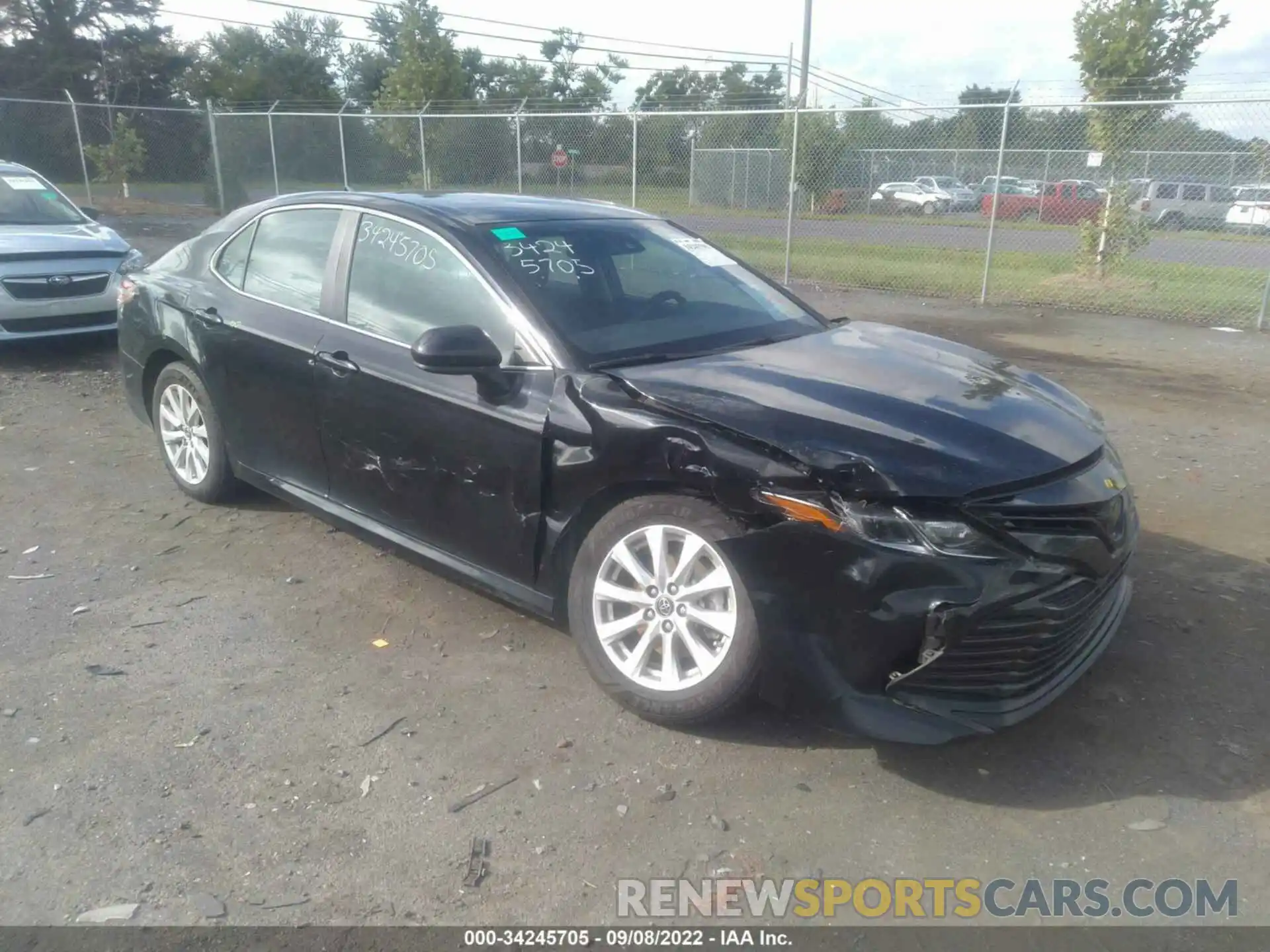 1 Photograph of a damaged car 4T1B11HK5KU736165 TOYOTA CAMRY 2019