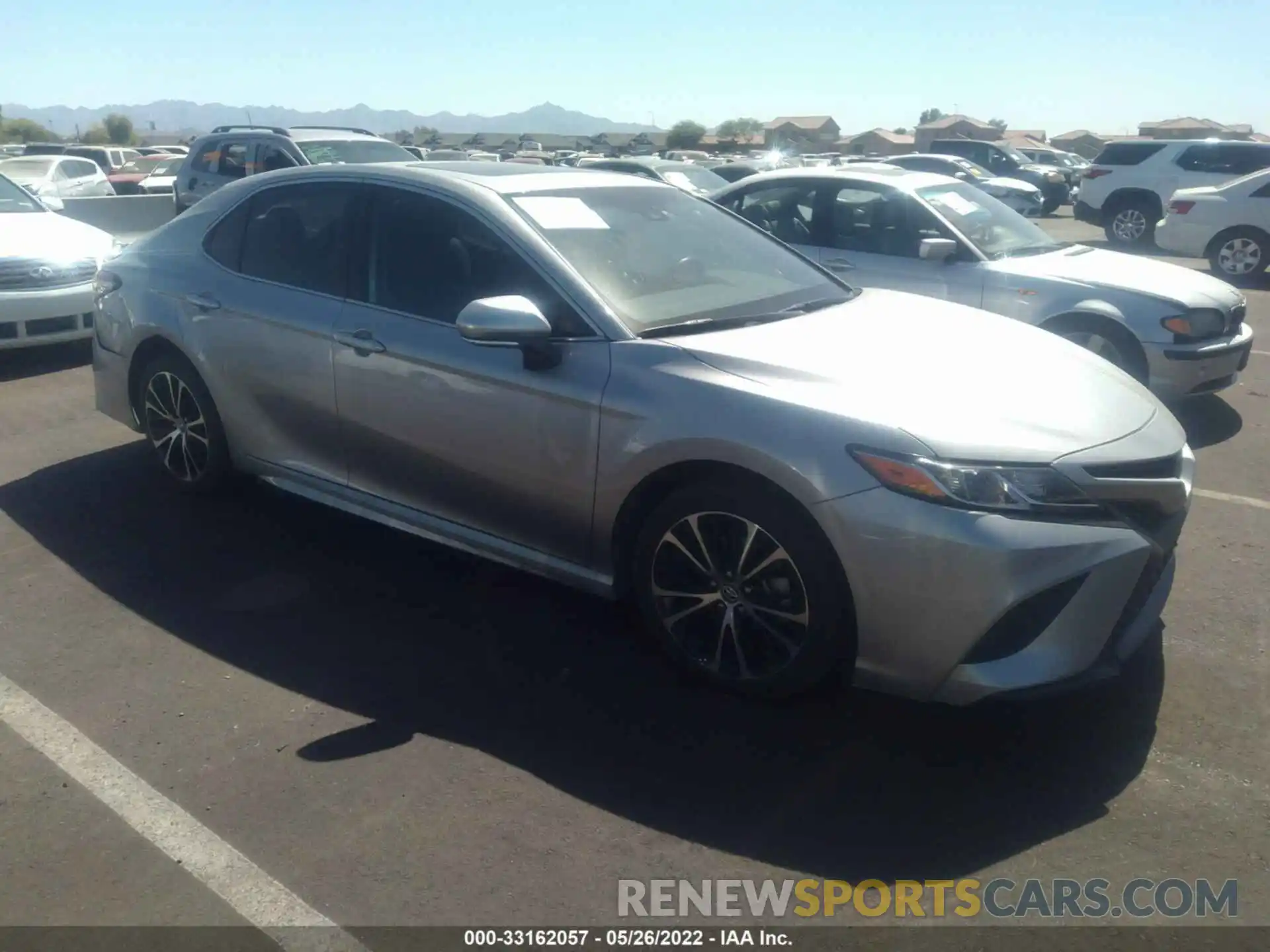 1 Photograph of a damaged car 4T1B11HK5KU736960 TOYOTA CAMRY 2019