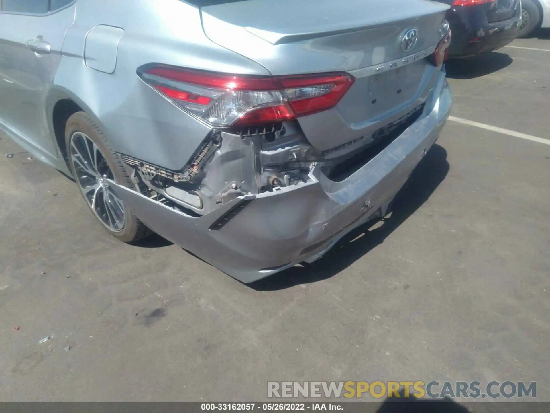 6 Photograph of a damaged car 4T1B11HK5KU736960 TOYOTA CAMRY 2019