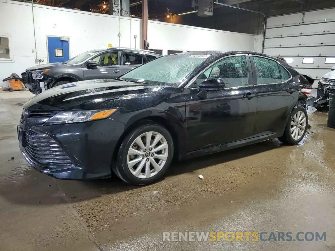 1 Photograph of a damaged car 4T1B11HK5KU740748 TOYOTA CAMRY 2019