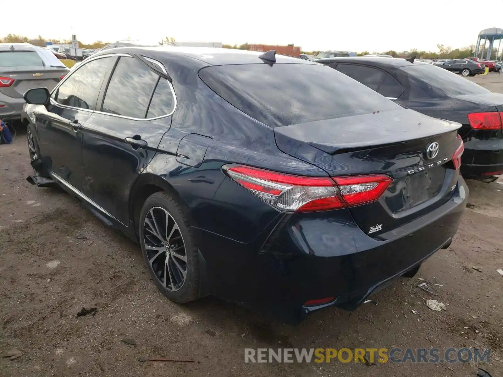 3 Photograph of a damaged car 4T1B11HK5KU741754 TOYOTA CAMRY 2019