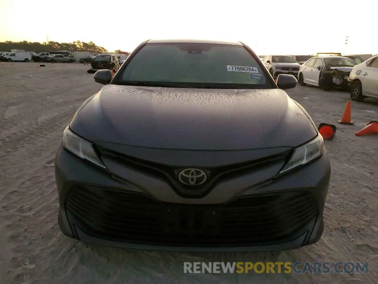 5 Photograph of a damaged car 4T1B11HK5KU744959 TOYOTA CAMRY 2019
