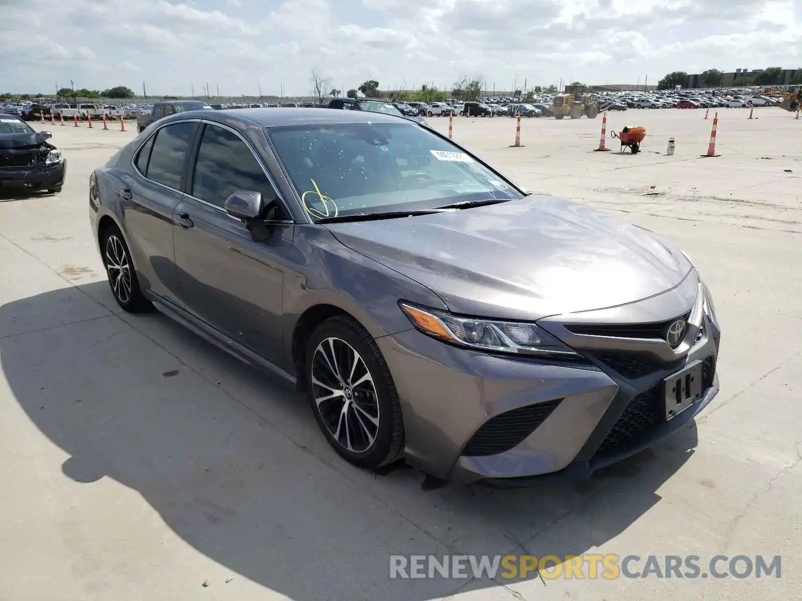 1 Photograph of a damaged car 4T1B11HK5KU748722 TOYOTA CAMRY 2019