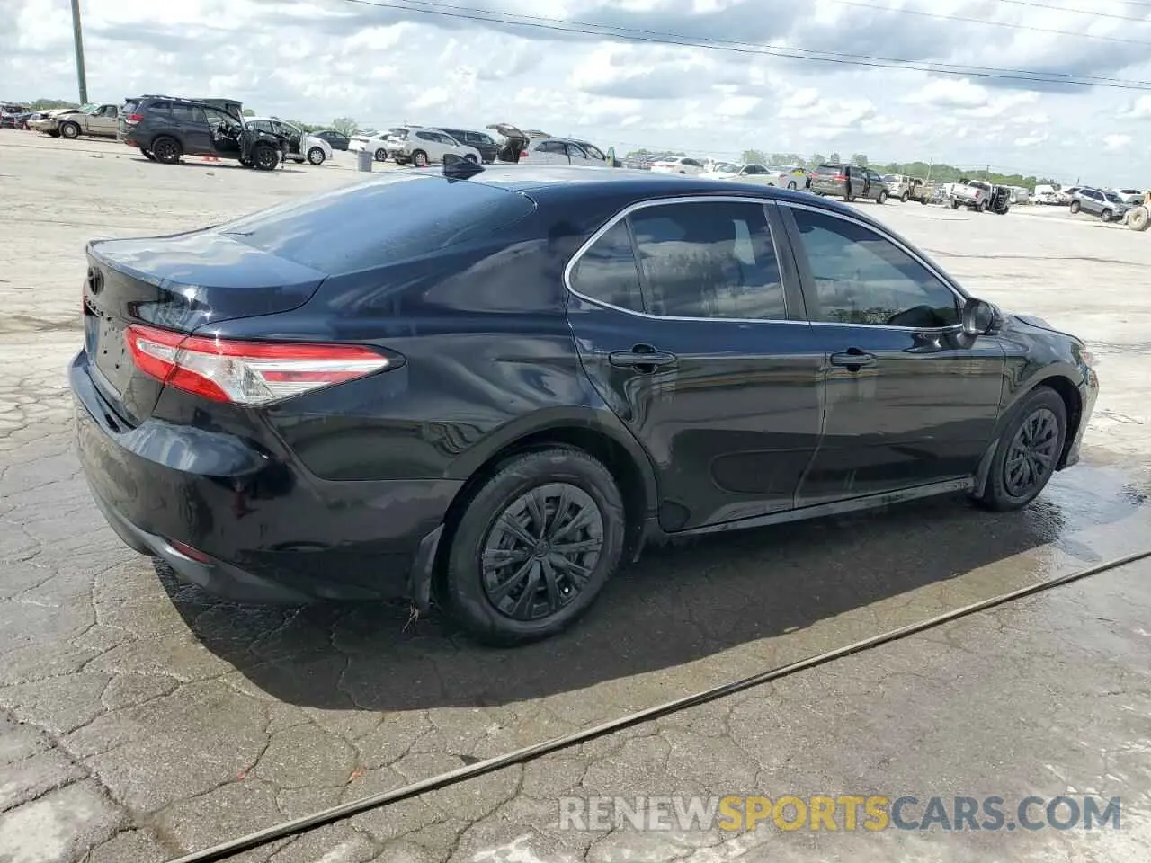 3 Photograph of a damaged car 4T1B11HK5KU751121 TOYOTA CAMRY 2019