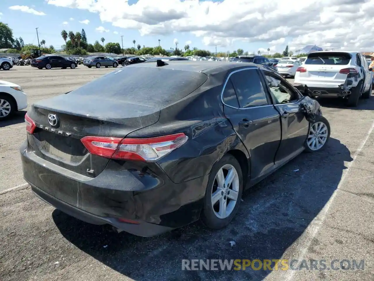 4 Photograph of a damaged car 4T1B11HK5KU754374 TOYOTA CAMRY 2019