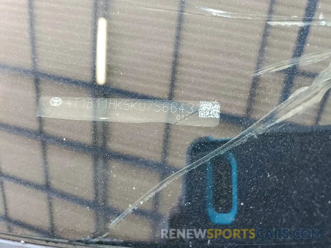 12 Photograph of a damaged car 4T1B11HK5KU756643 TOYOTA CAMRY 2019