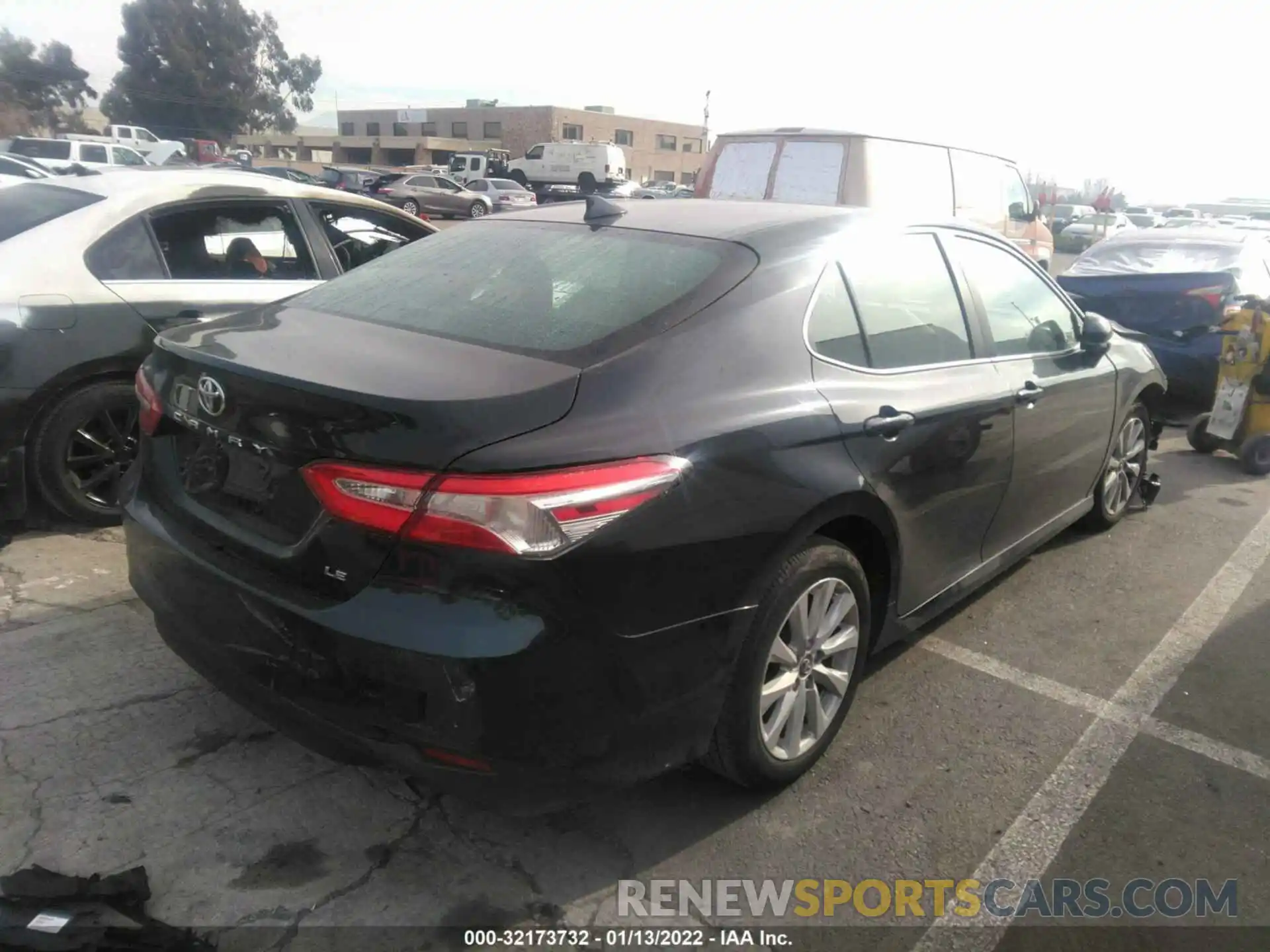 4 Photograph of a damaged car 4T1B11HK5KU757209 TOYOTA CAMRY 2019