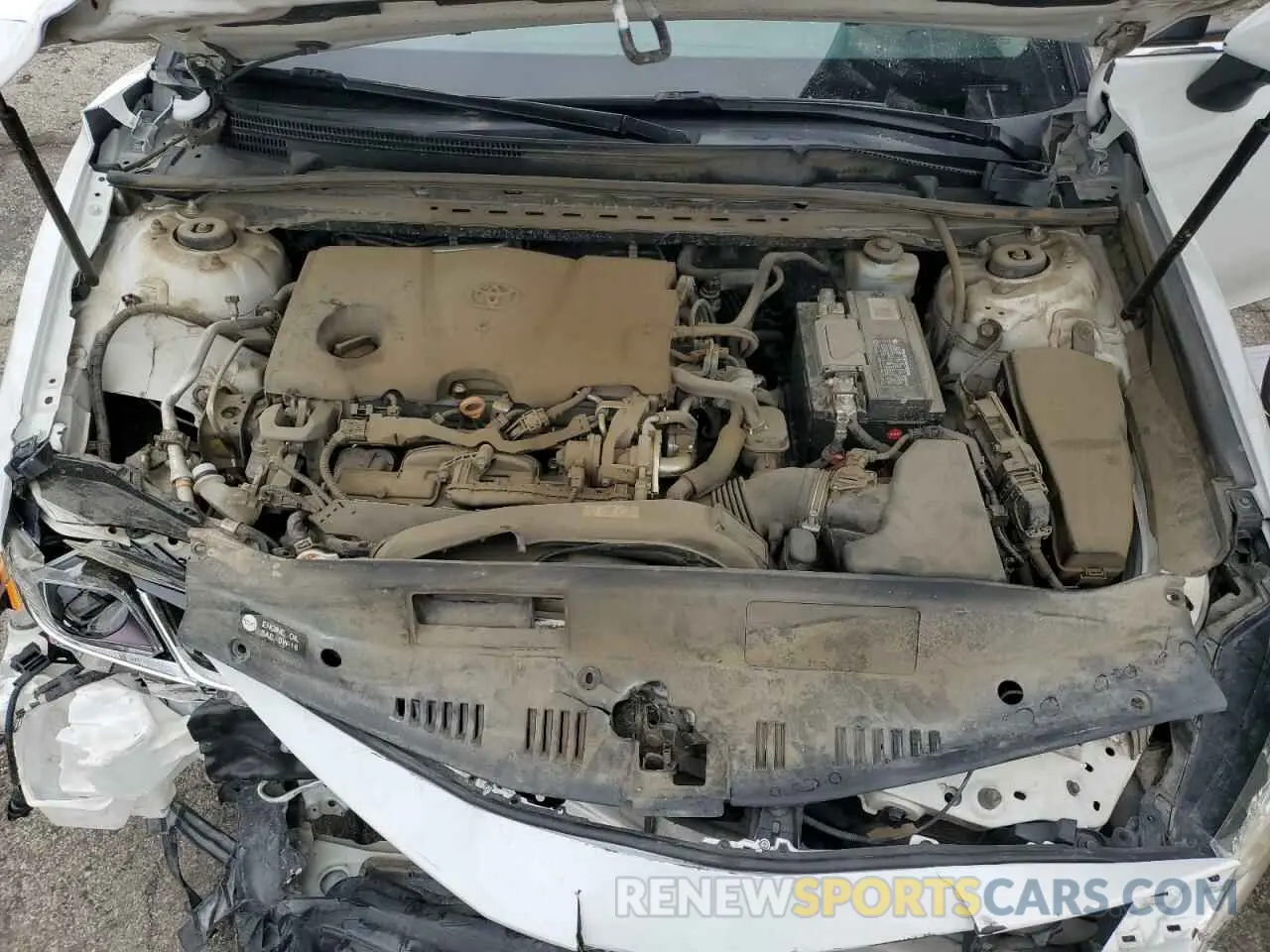 11 Photograph of a damaged car 4T1B11HK5KU757680 TOYOTA CAMRY 2019