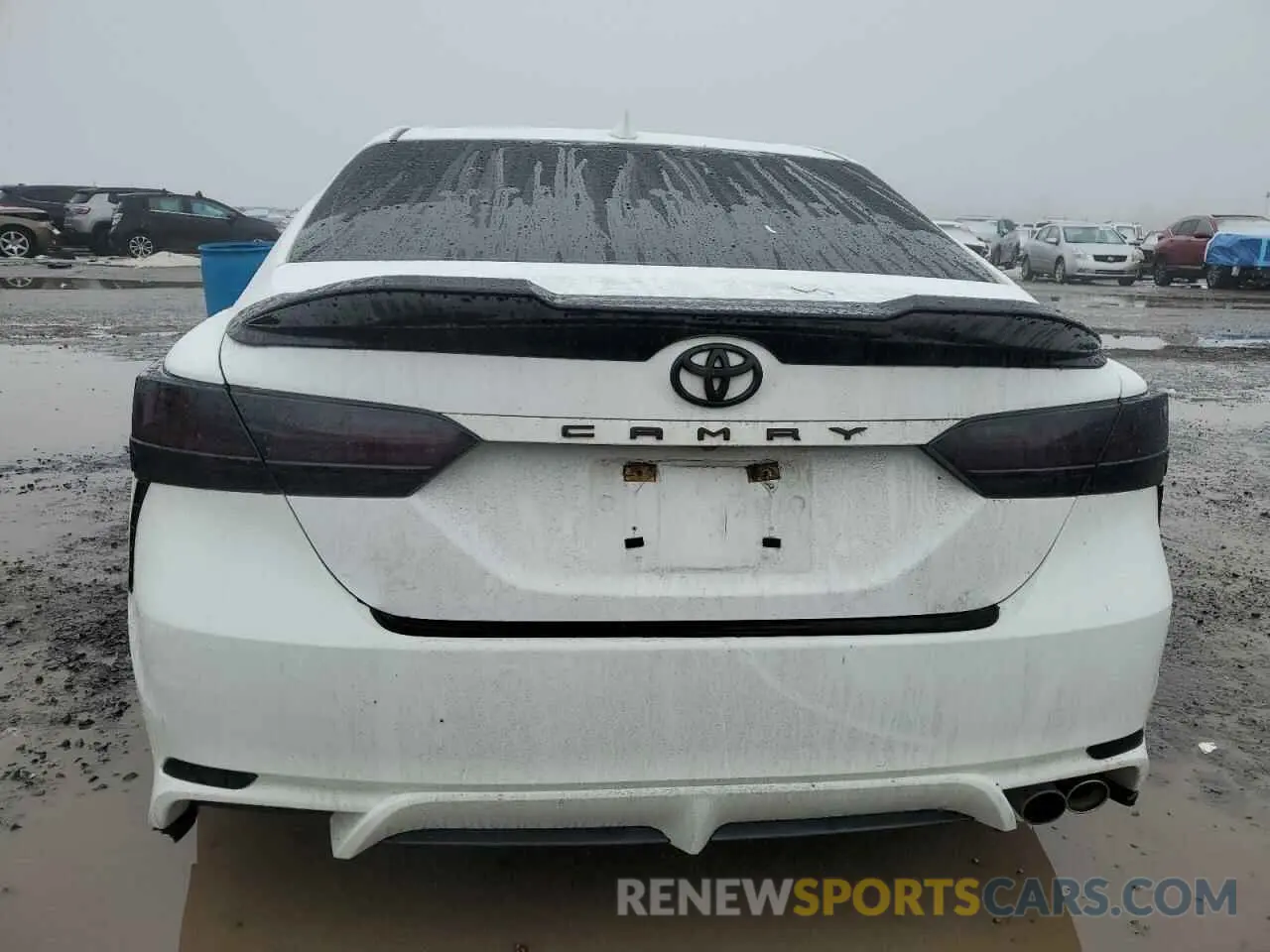 6 Photograph of a damaged car 4T1B11HK5KU763656 TOYOTA CAMRY 2019