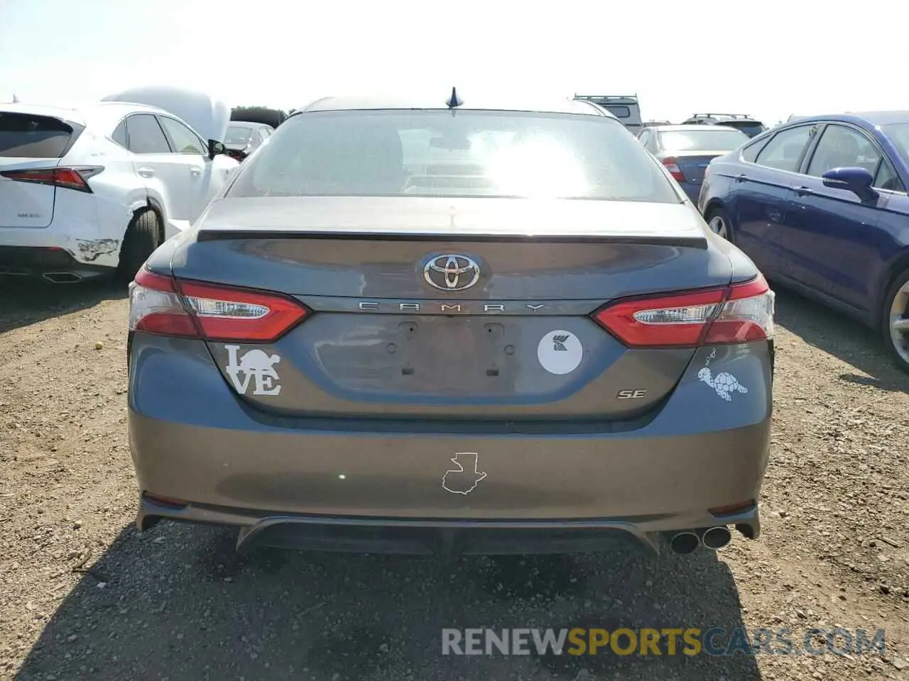 6 Photograph of a damaged car 4T1B11HK5KU764497 TOYOTA CAMRY 2019