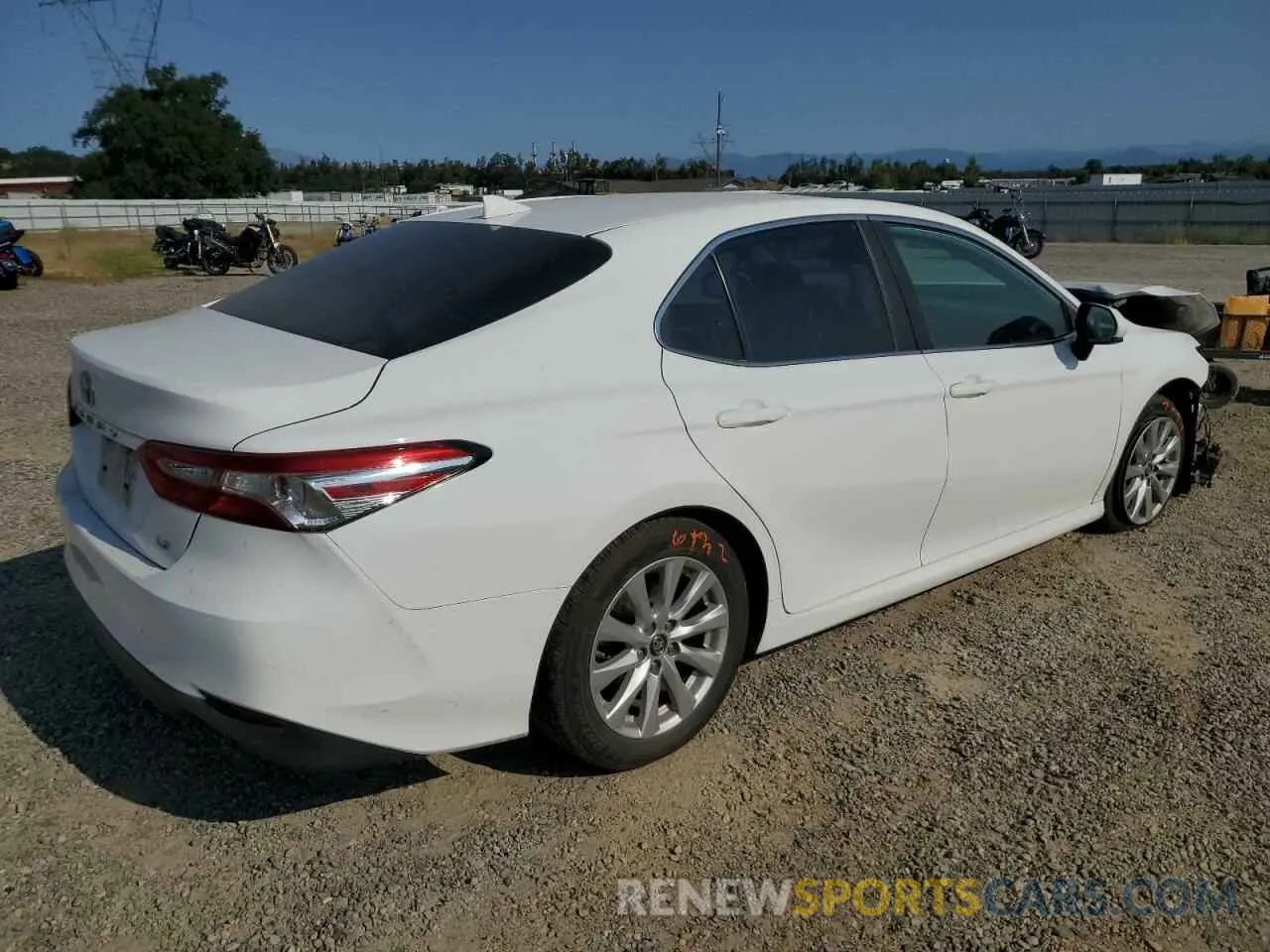 3 Photograph of a damaged car 4T1B11HK5KU765052 TOYOTA CAMRY 2019