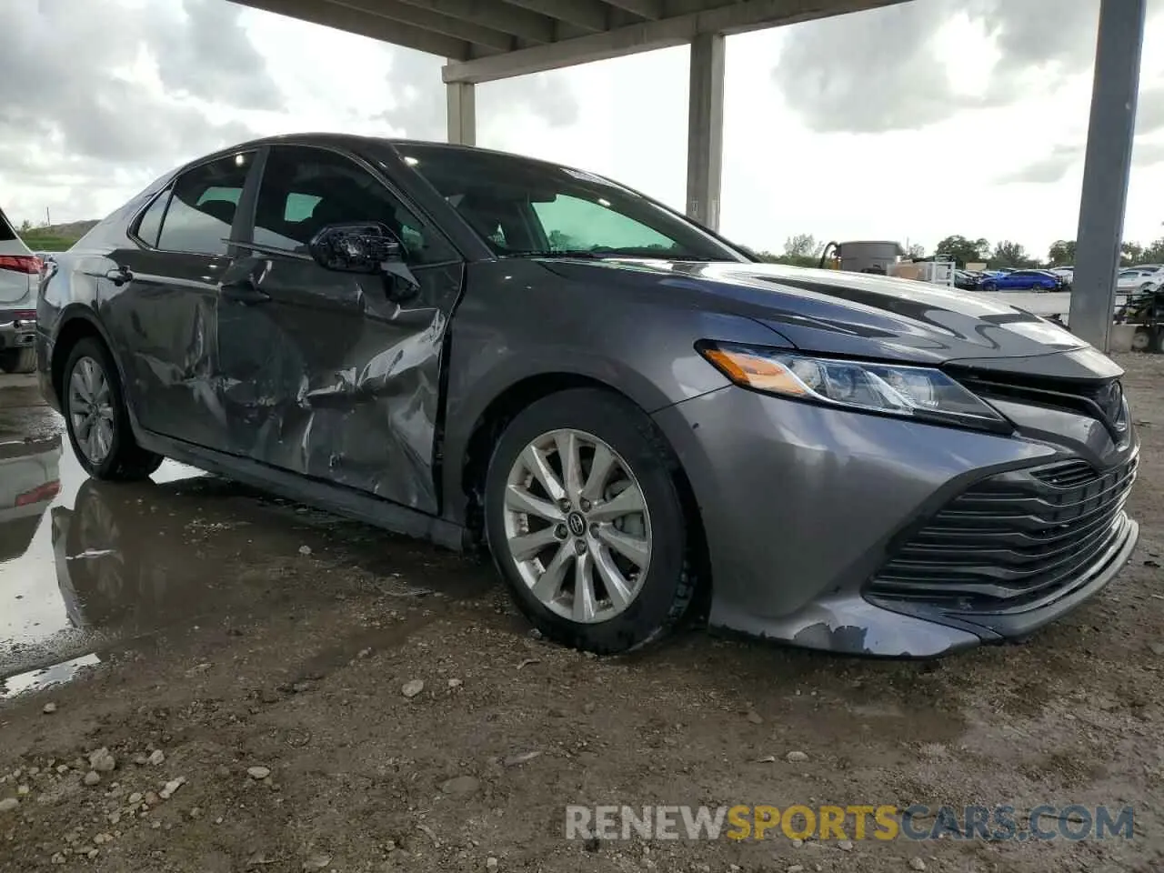 4 Photograph of a damaged car 4T1B11HK5KU767593 TOYOTA CAMRY 2019