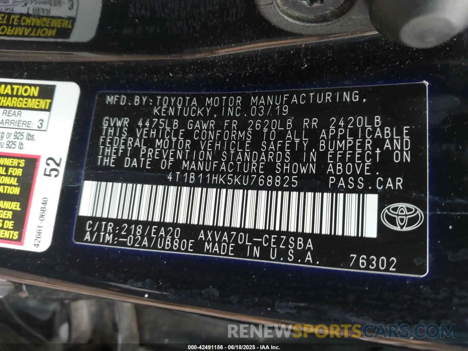 9 Photograph of a damaged car 4T1B11HK5KU768825 TOYOTA CAMRY 2019