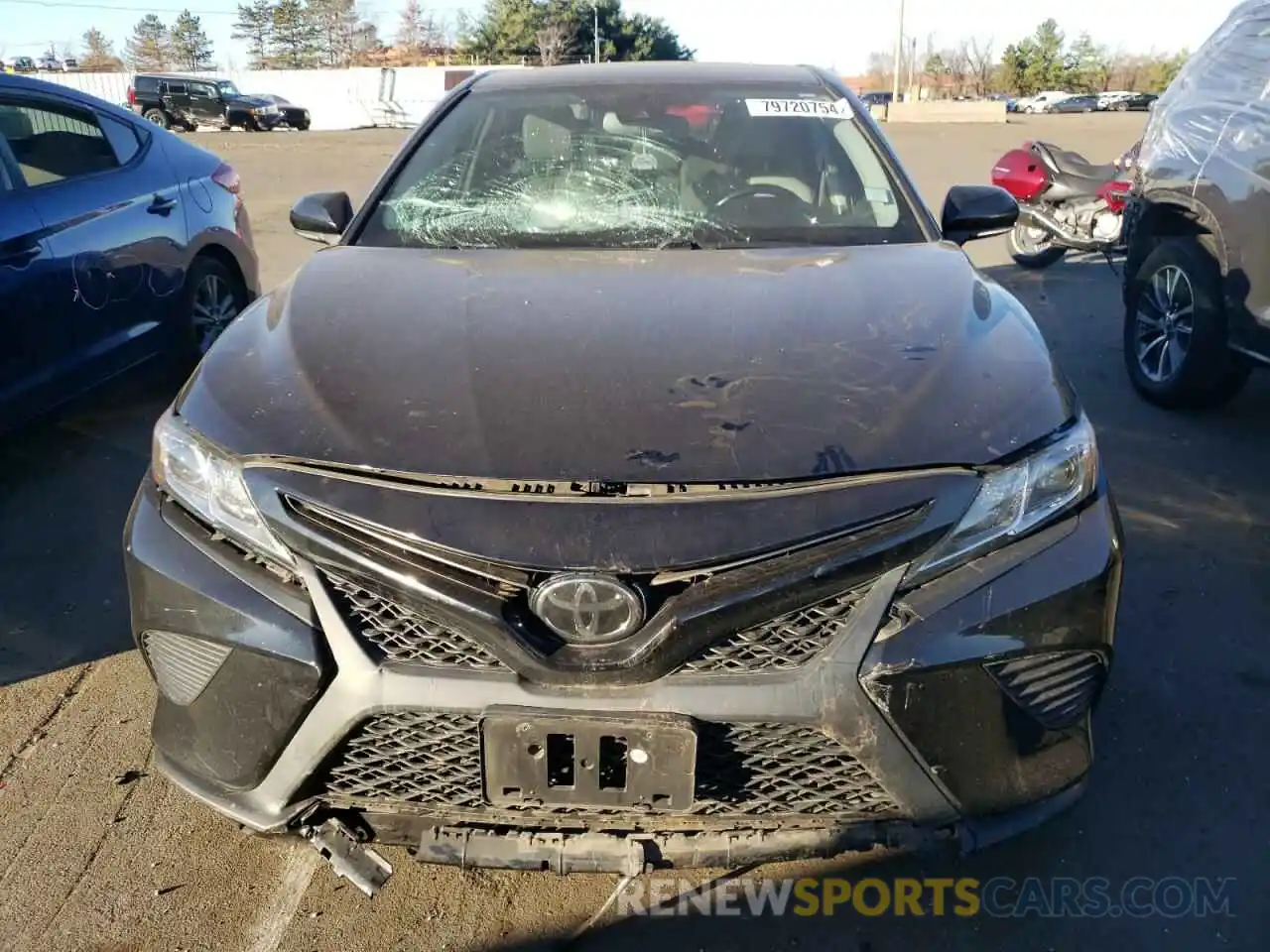 5 Photograph of a damaged car 4T1B11HK5KU769179 TOYOTA CAMRY 2019