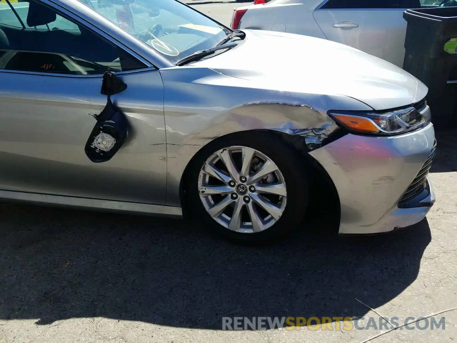 9 Photograph of a damaged car 4T1B11HK5KU770803 TOYOTA CAMRY 2019