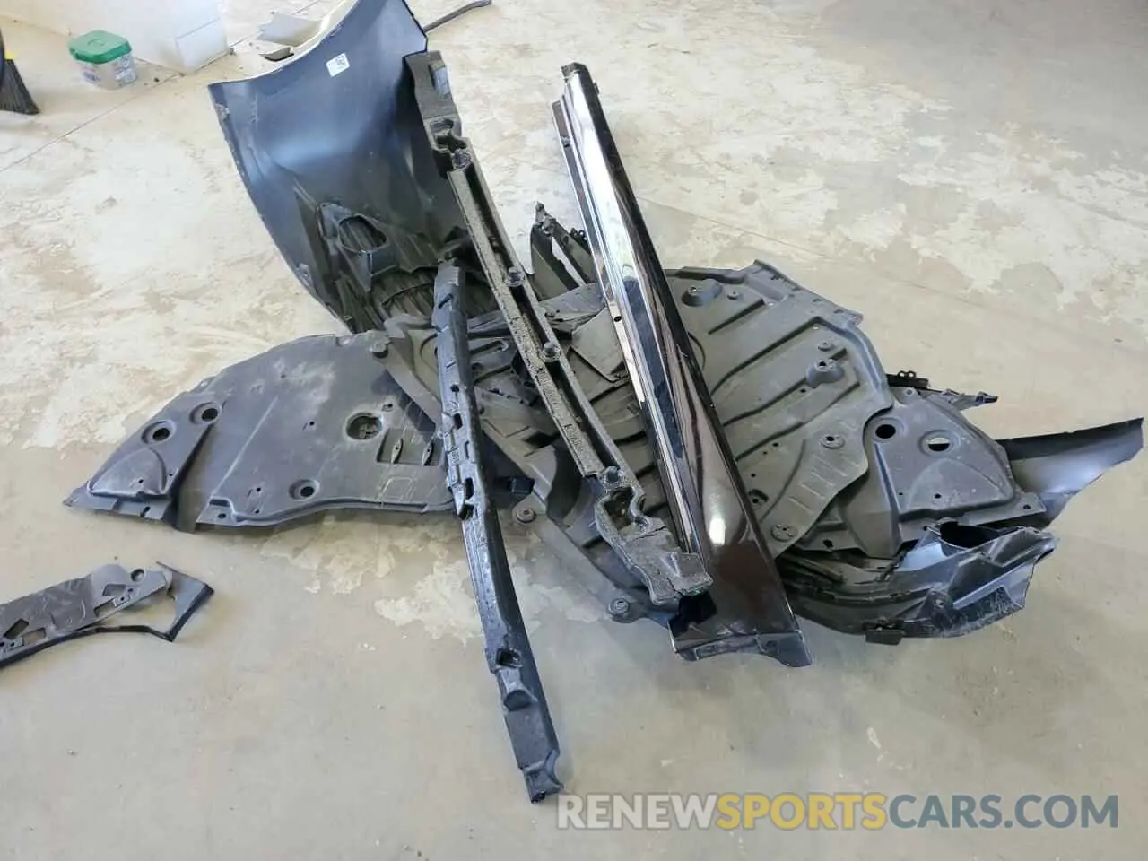 12 Photograph of a damaged car 4T1B11HK5KU771028 TOYOTA CAMRY 2019